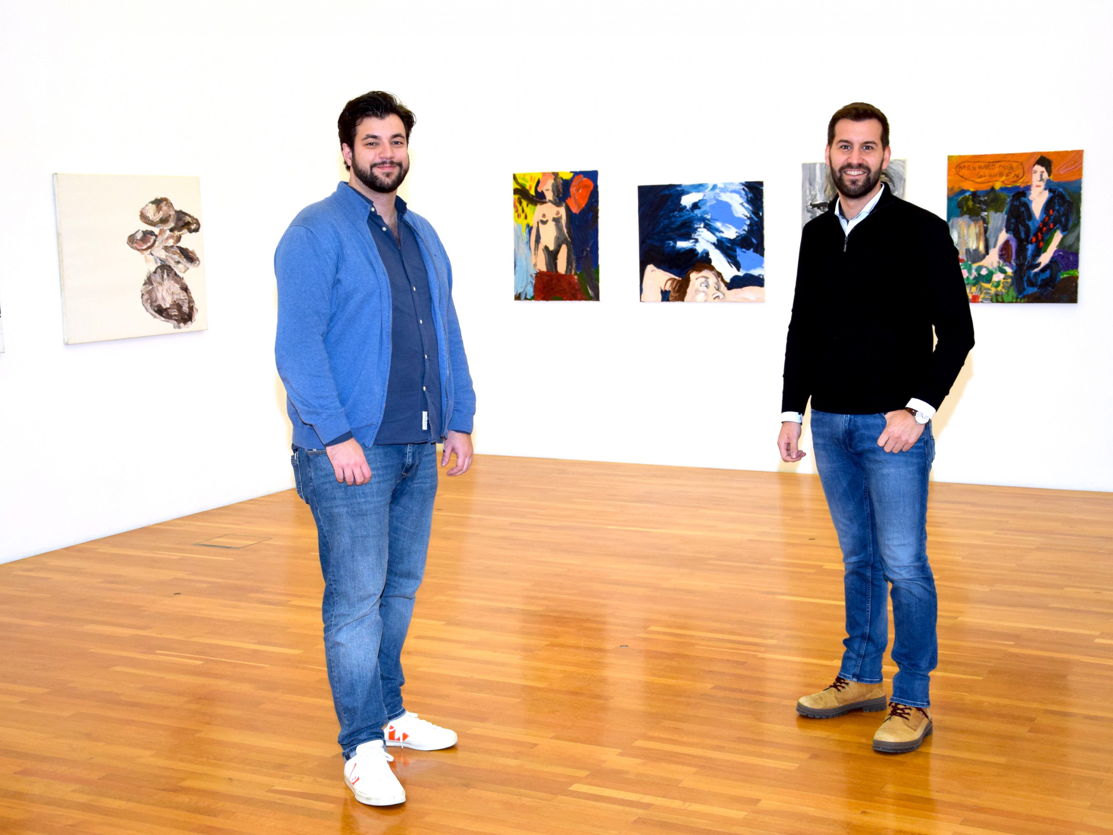 Unter den mehr als 170 Kunstfreunden befanden sich bis Sonntag auch Kulturstadtrat Cenk Dogan und Bürgermeister Simon Tschann. Unter den mehr als 170 Kunstfreunden befanden sich bis Sonntag auch Kulturstadtrat Cenk Dogan und Bürgermeister Simon Tschann.
