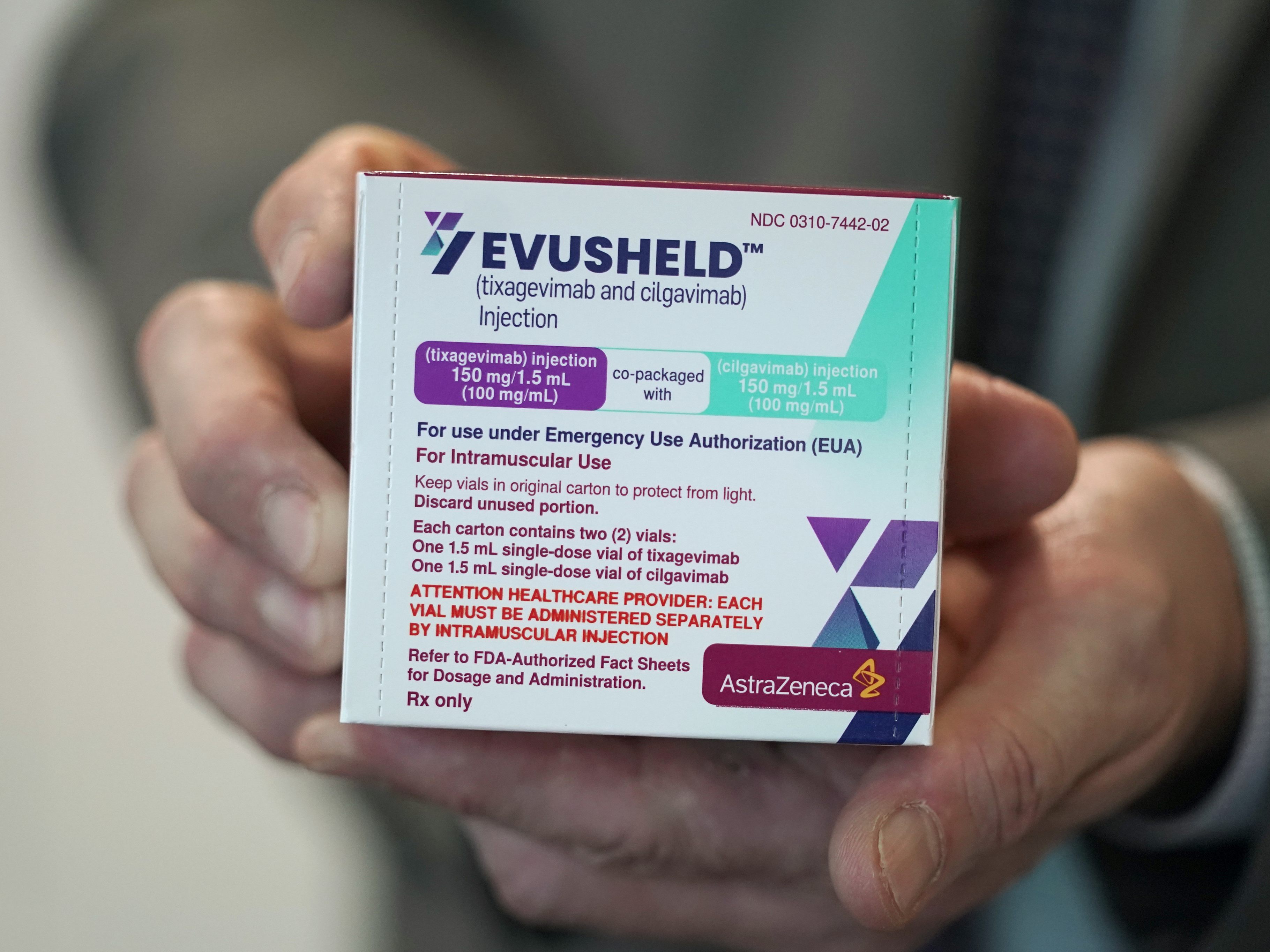 Evusheld, ein Medikament aus dem Hause AstraZeneca, soll bald auch in Österreich erhältlich sein Evusheld, ein Medikament aus dem Hause AstraZeneca, soll bald auch in Österreich erhältlich sein