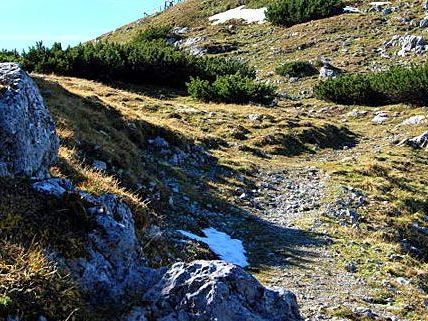 Zwei junge Belgierinnen von der Rax in Niederösterreich gerettet.