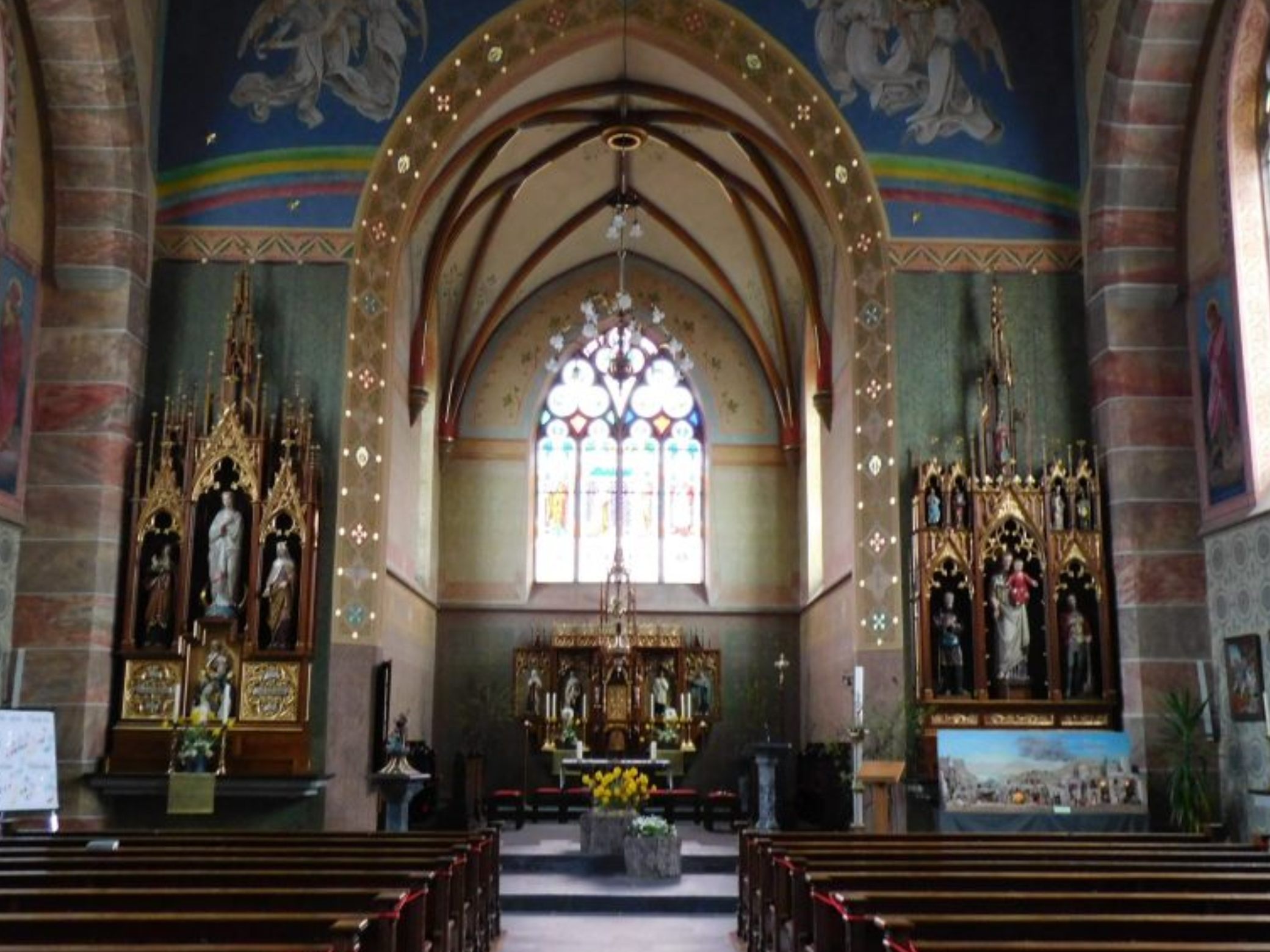 In der Pfarrkirche von Weiler spendet Vikar Willi am kommenden Sonntag den „Valentins-Segen“