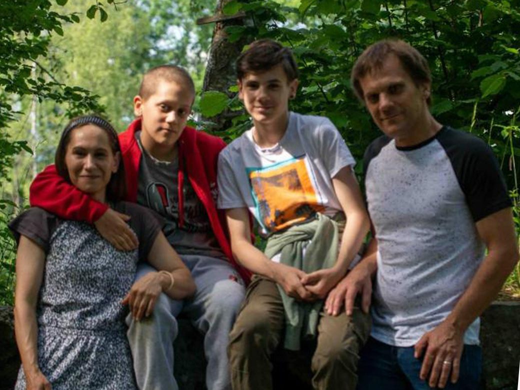 Nach zwei Jahren konnte Magdalena den Krebs besiegen. Nach zwei Jahren konnte Magdalena den Krebs besiegen.