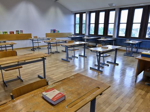 Ab Montag fällt in Schulen die Maskenpflicht.