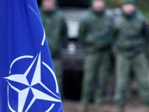 NATO will Gefechtseinheiten an Ostflanke von vier auf acht verdoppeln. NATO will Gefechtseinheiten an Ostflanke von vier auf acht verdoppeln.