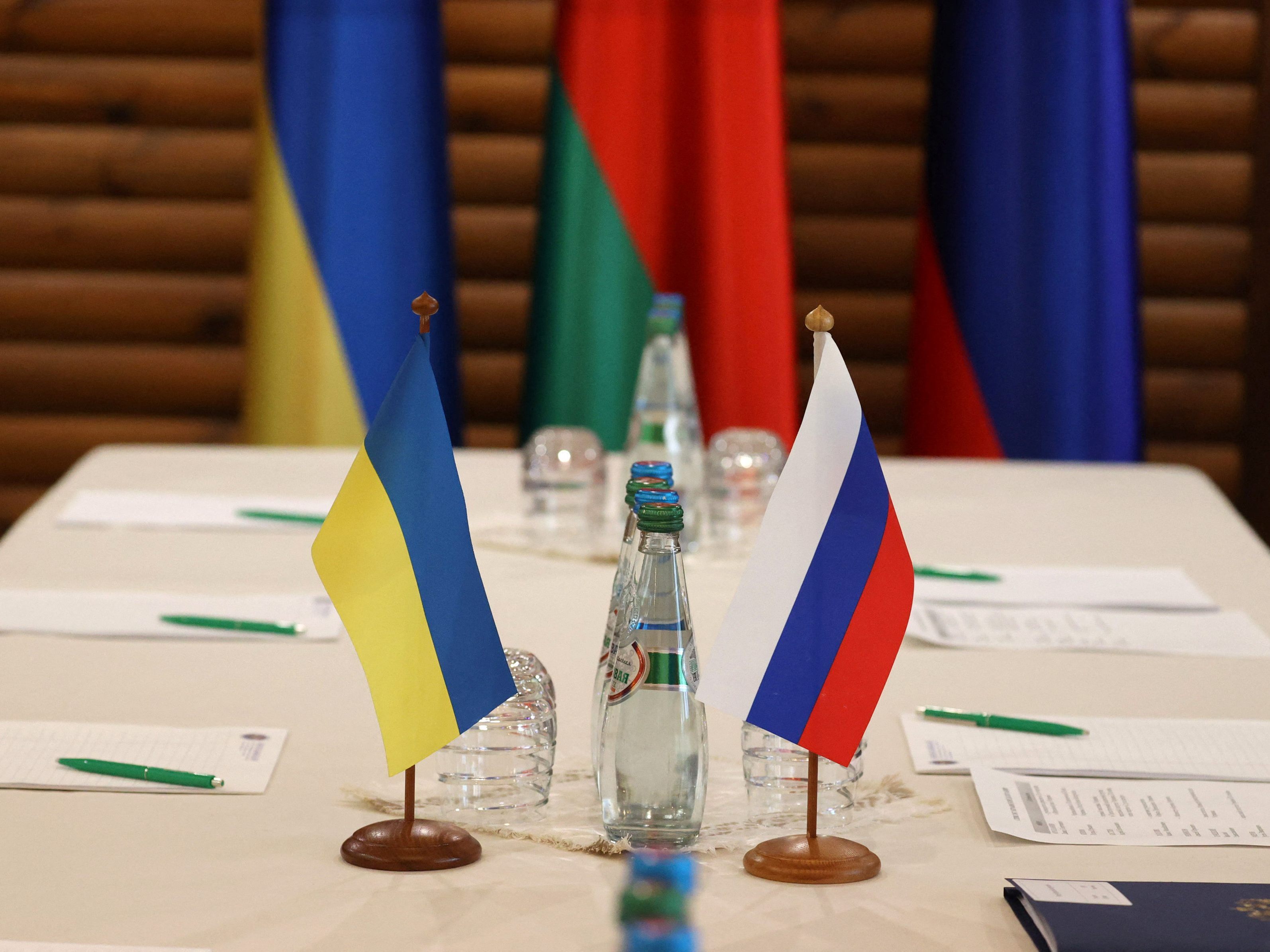 Die Gespräche zwischen Russland und der Ukraine gehen weiter. Die Gespräche zwischen Russland und der Ukraine gehen weiter.