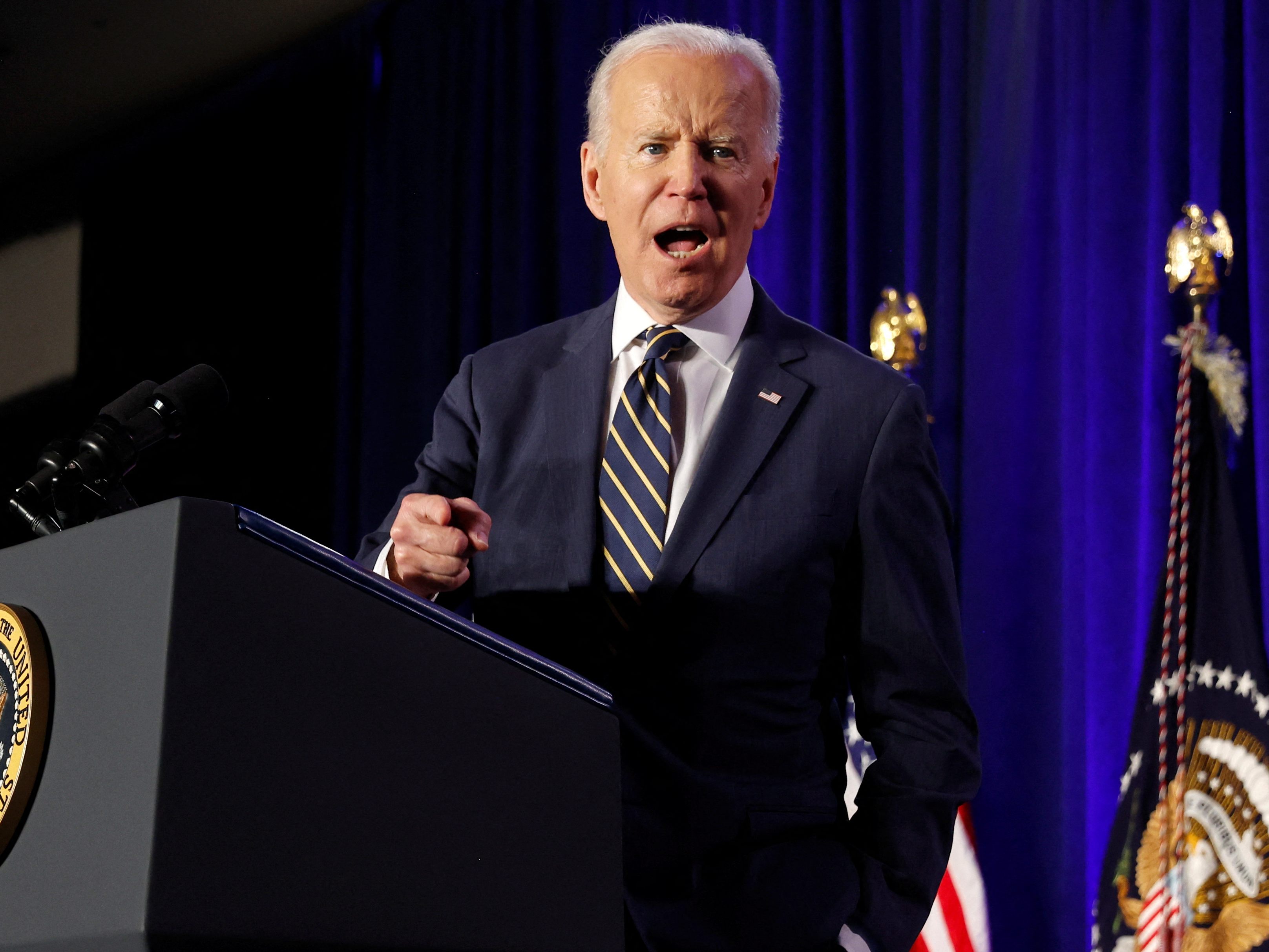 US-Präsident Joe Biden bewilligte weitere 200 Millionen Dollar Militärhilfe für die Ukraine. US-Präsident Joe Biden bewilligte weitere 200 Millionen Dollar Militärhilfe für die Ukraine.