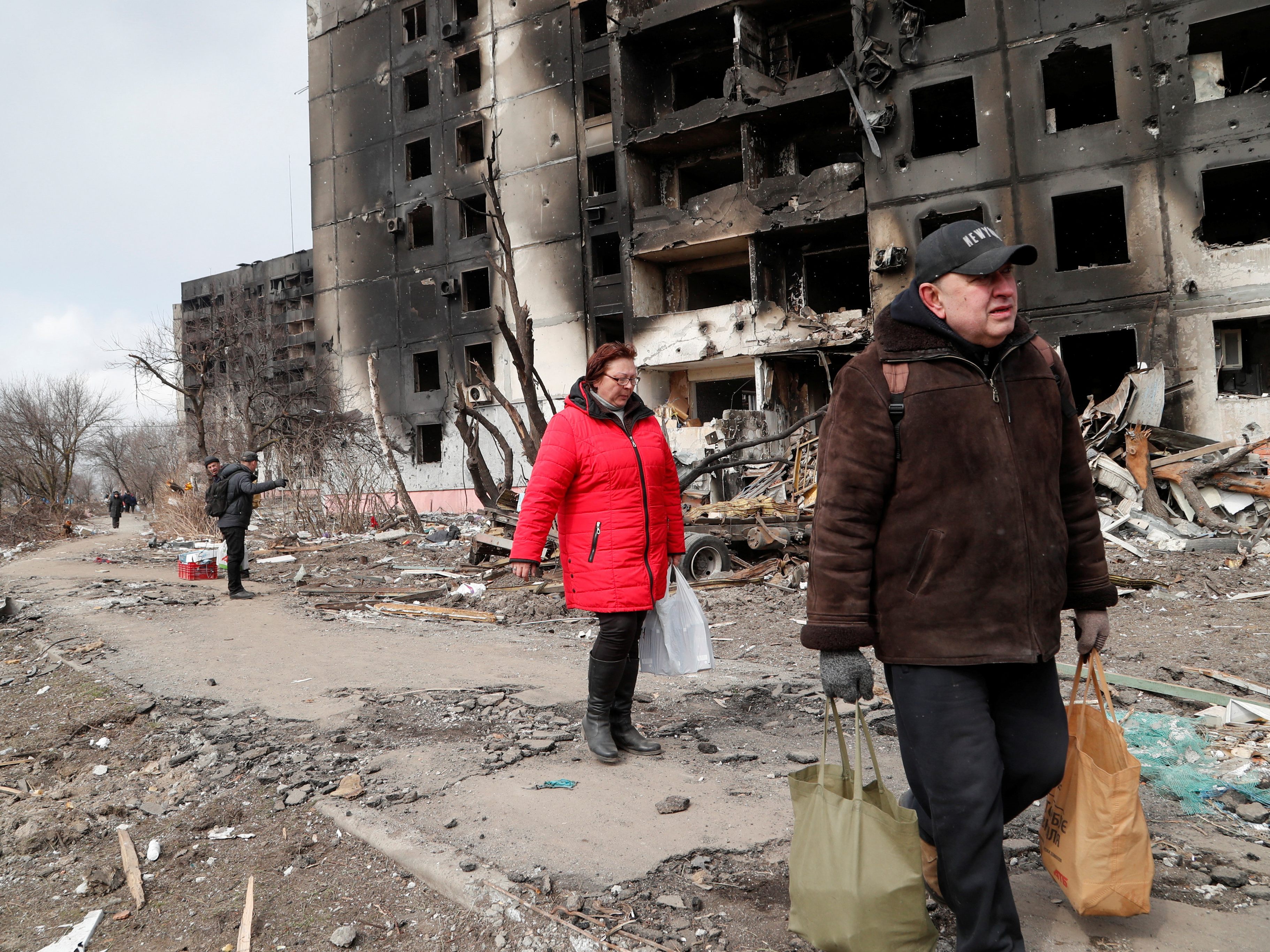 Die ukrainische Stadt Mariupol ist weiterhin schwer umkämpft. Die ukrainische Stadt Mariupol ist weiterhin schwer umkämpft.