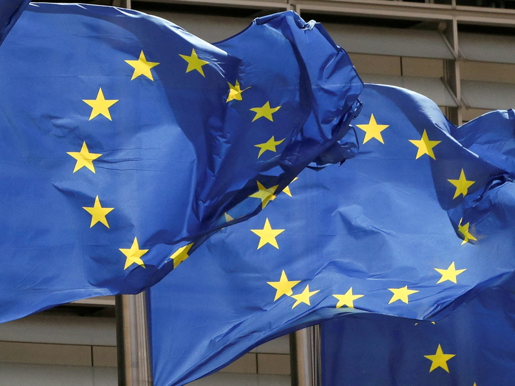 Die EU-Staaten fordern den sofortigen Stopp der russischen Kriegsverbrechen in der Ukraine. Die EU-Staaten fordern den sofortigen Stopp der russischen Kriegsverbrechen in der Ukraine.