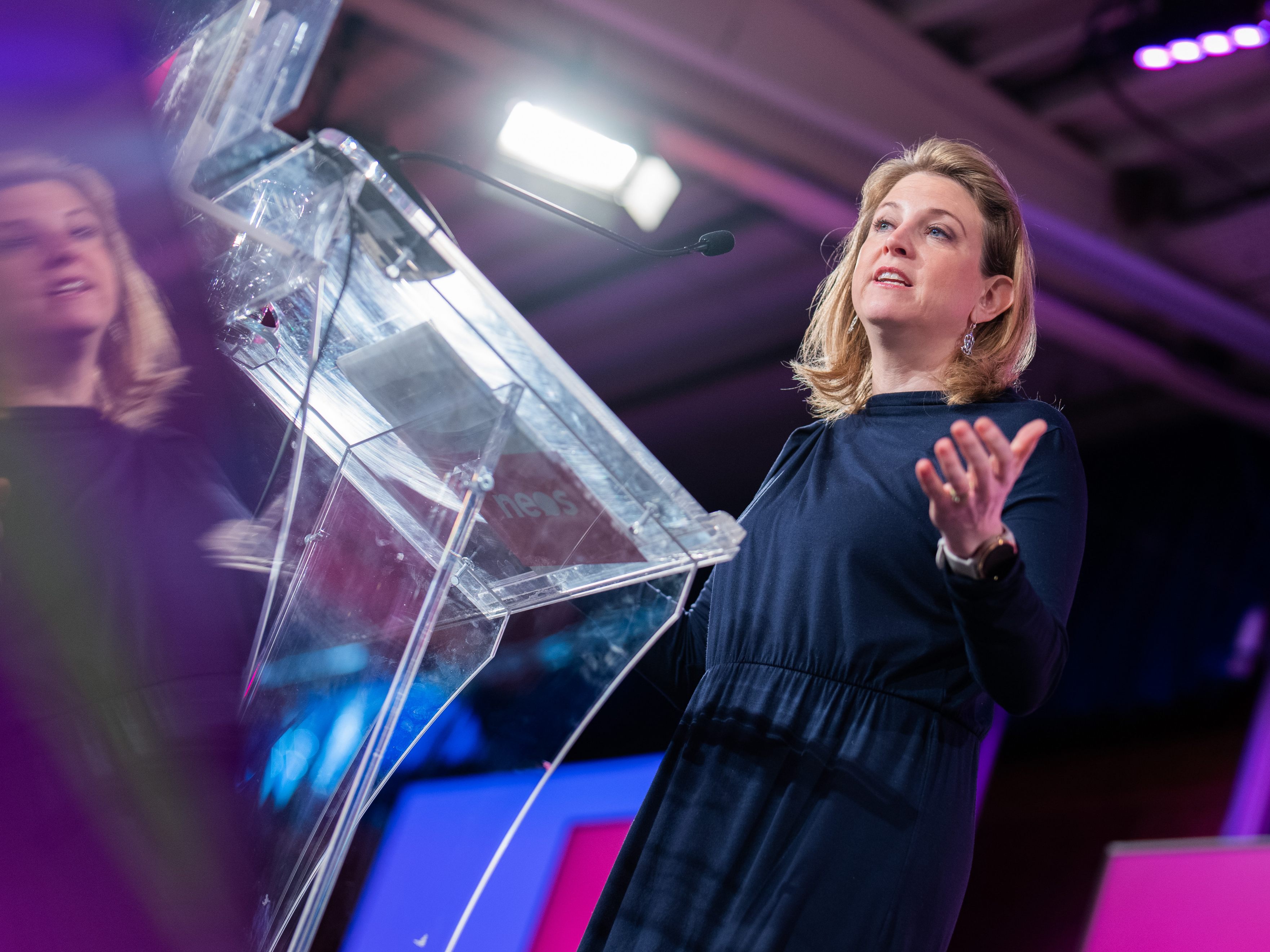 NEOS-Vorsitzende Beate Meinl-Reisinger am Samstag, 12. März 2022, im Rahmen einer NEOS-Bundesmitgliederversammlung zu Ukraine und Klimapolitik in Wien.