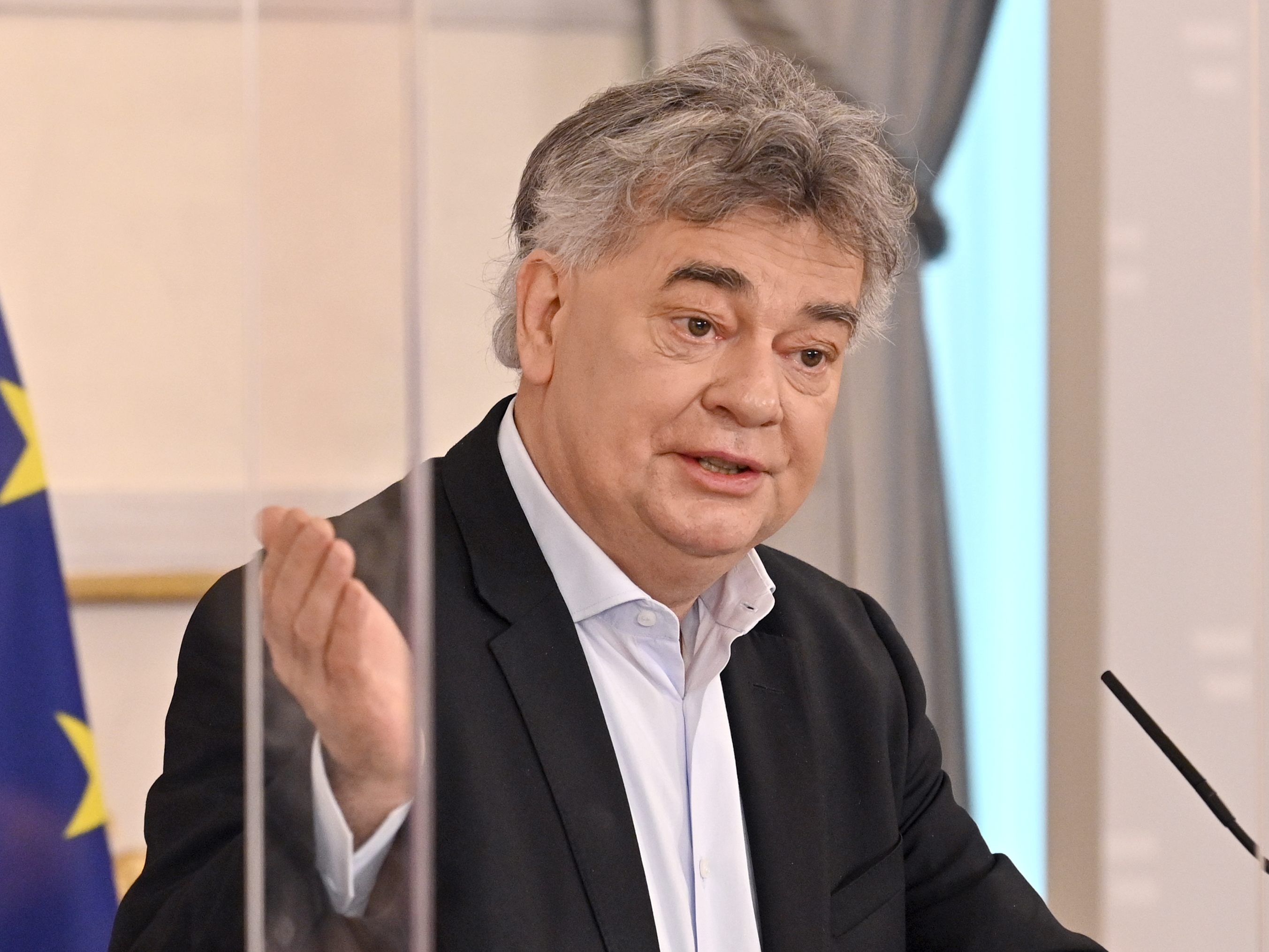 Vizekanzler Werner Kogler (Grüne) möchte das Vermögen österreichischer Oligarchen erheben. Vizekanzler Werner Kogler (Grüne) möchte das Vermögen österreichischer Oligarchen erheben.