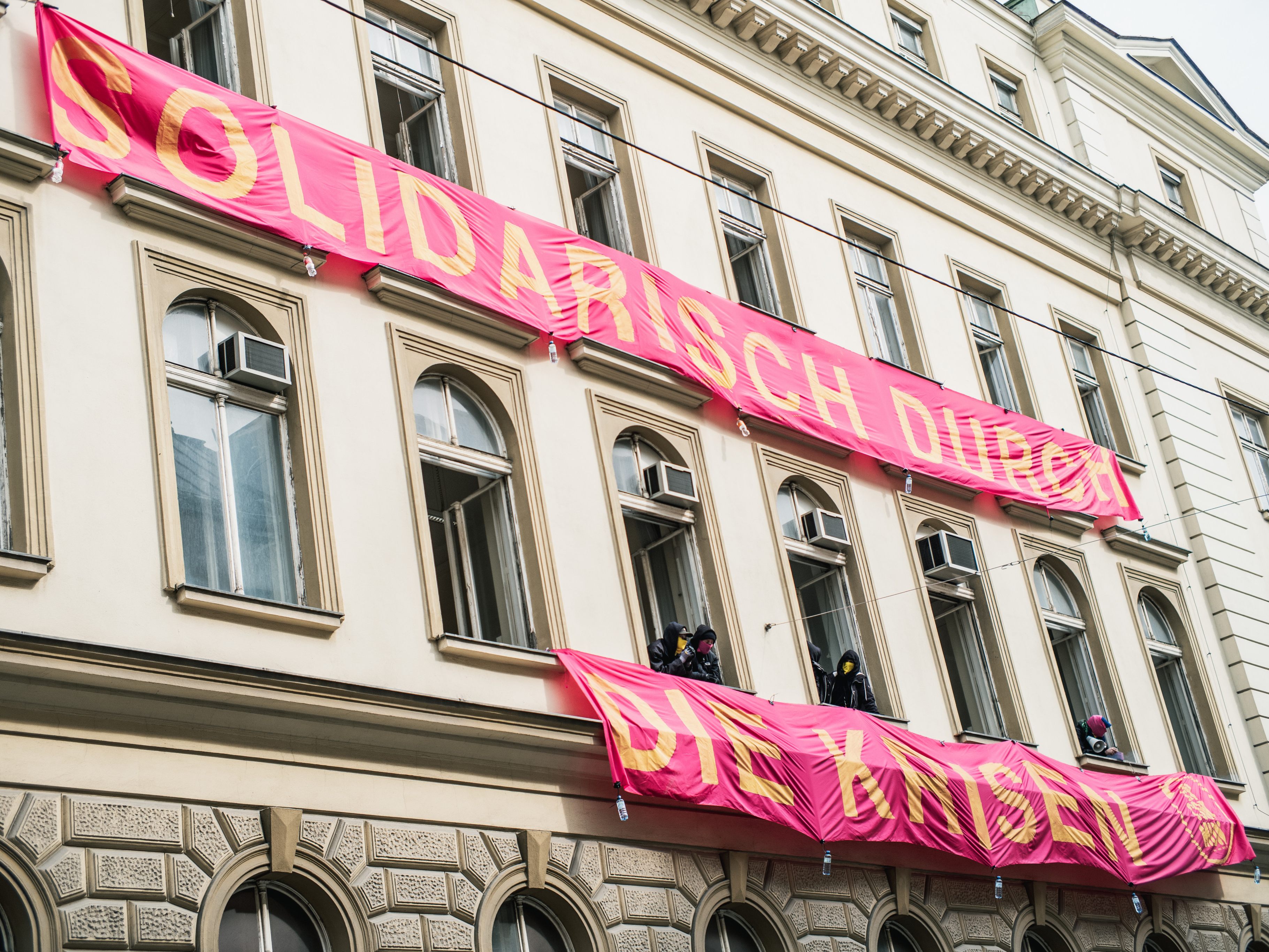 In Wien-Alsergrund wird derzeit ein Haus von Aktivisten besetzt.