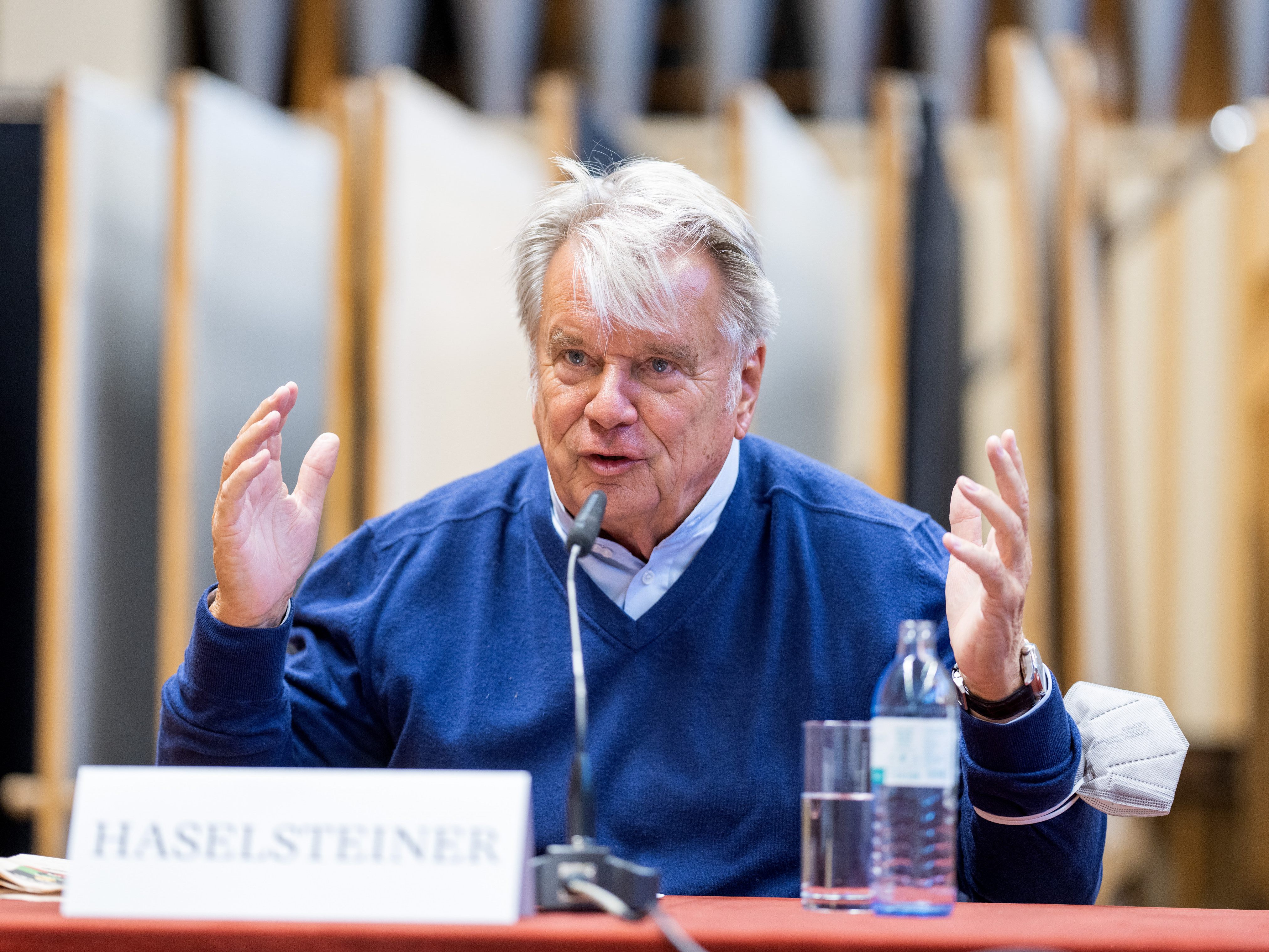 Ex-CEO Haselsteiner kündigte den Strabag-Syndikatsvertrag. Ex-CEO Haselsteiner kündigte den Strabag-Syndikatsvertrag.