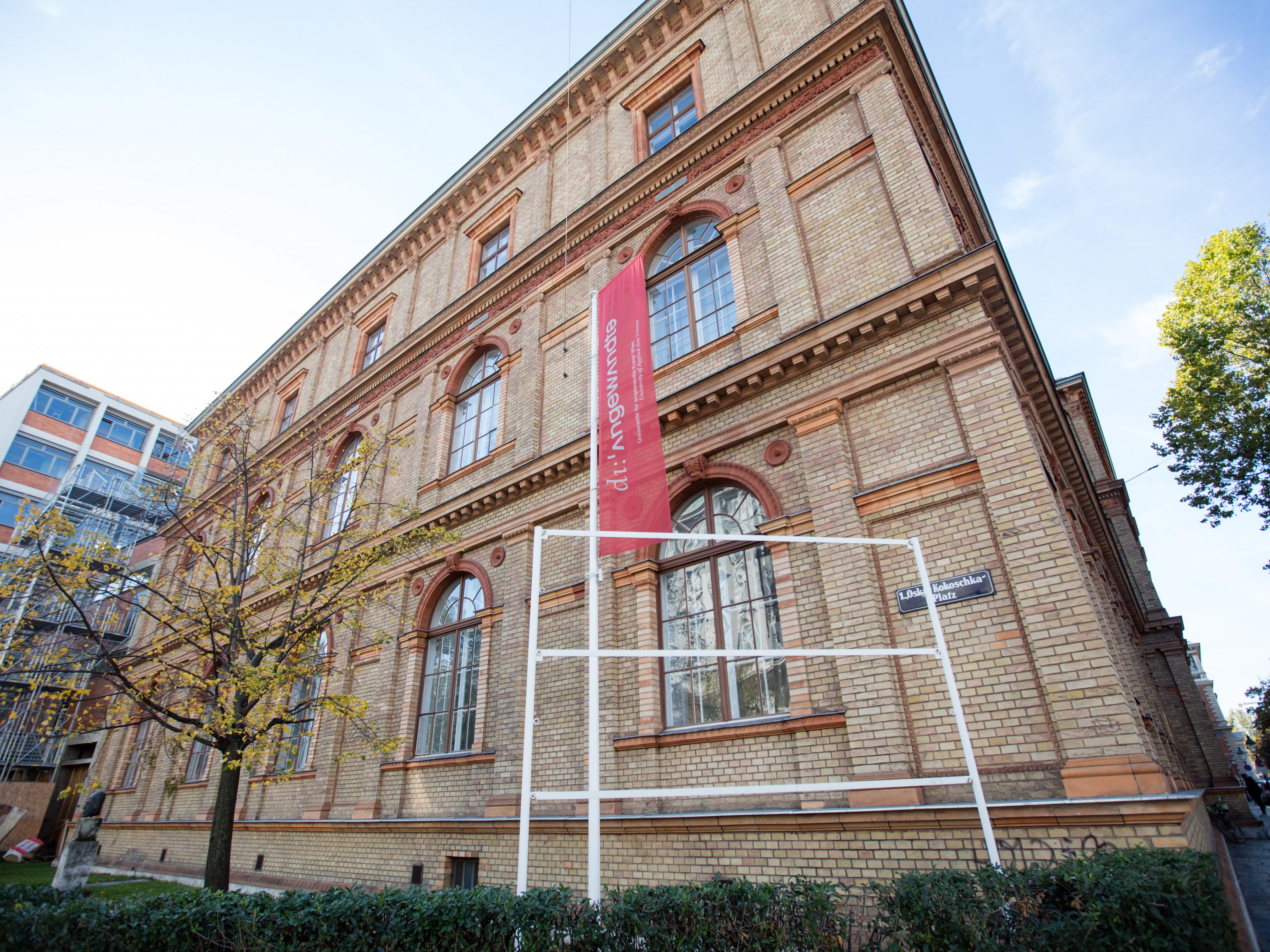 Angewandte Wien schafft zusätzliche Studienplätze für ukrainische Studenten. Angewandte Wien schafft zusätzliche Studienplätze für ukrainische Studenten.
