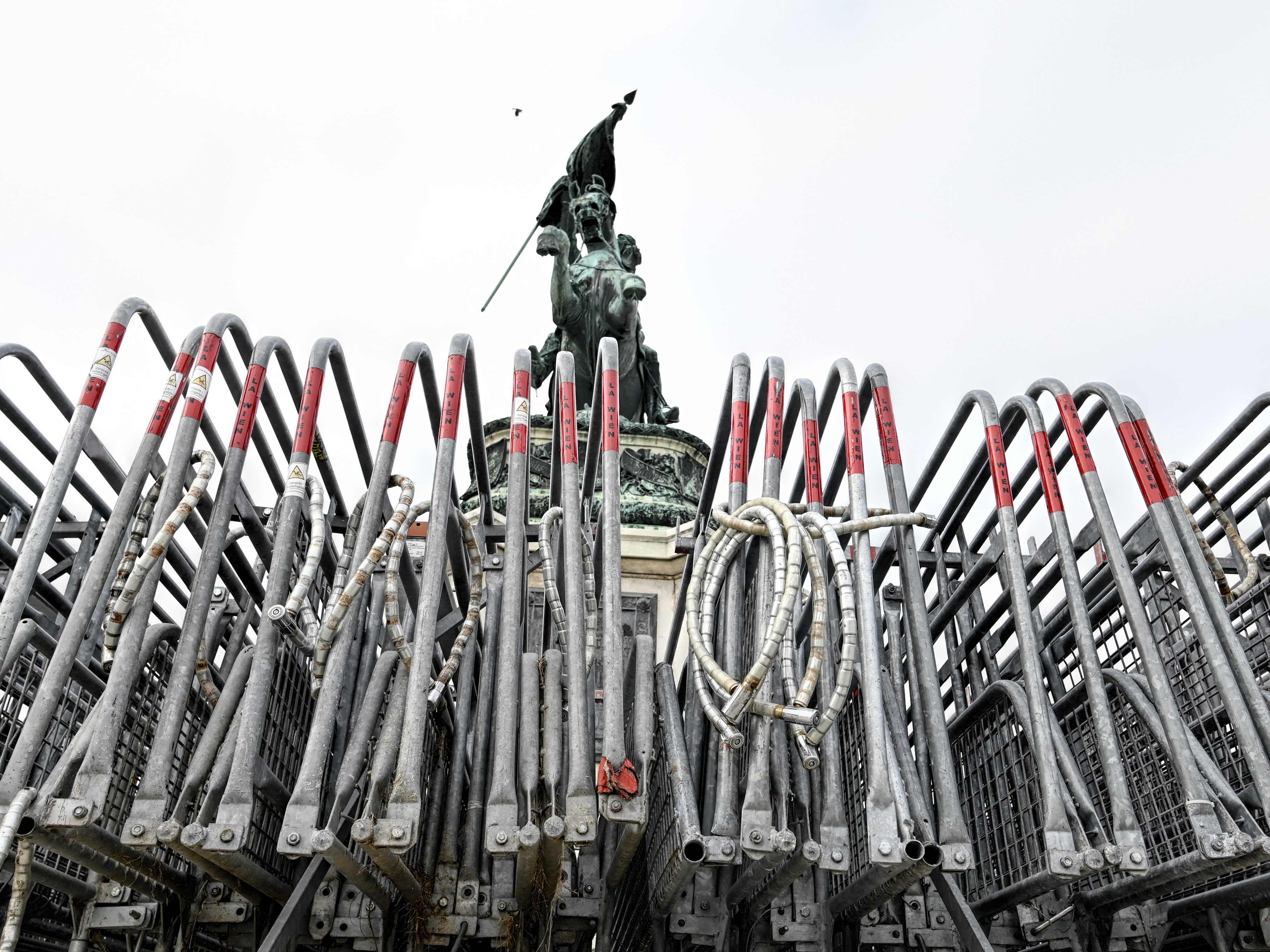 Wegen einer Demo ist die Wiener Ringstraße von 11:15 bis 14:00 Uhr am Dienstag gesperrt.