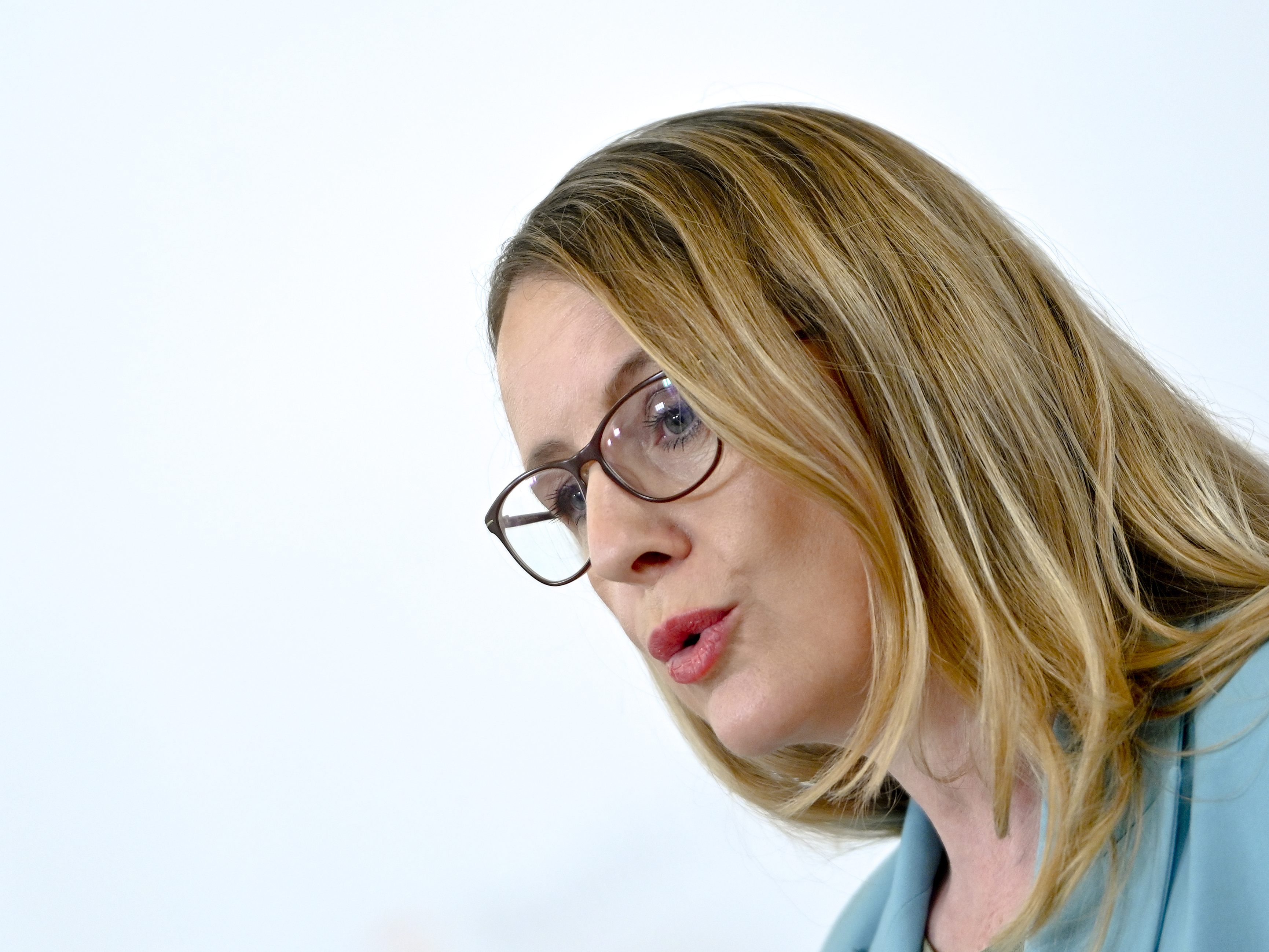 Ministerin Schramböck hob die Wichtigkeit der Pharmaindustrie für den Wirtschaftsstandort Österreich hervor. Ministerin Schramböck hob die Wichtigkeit der Pharmaindustrie für den Wirtschaftsstandort Österreich hervor.