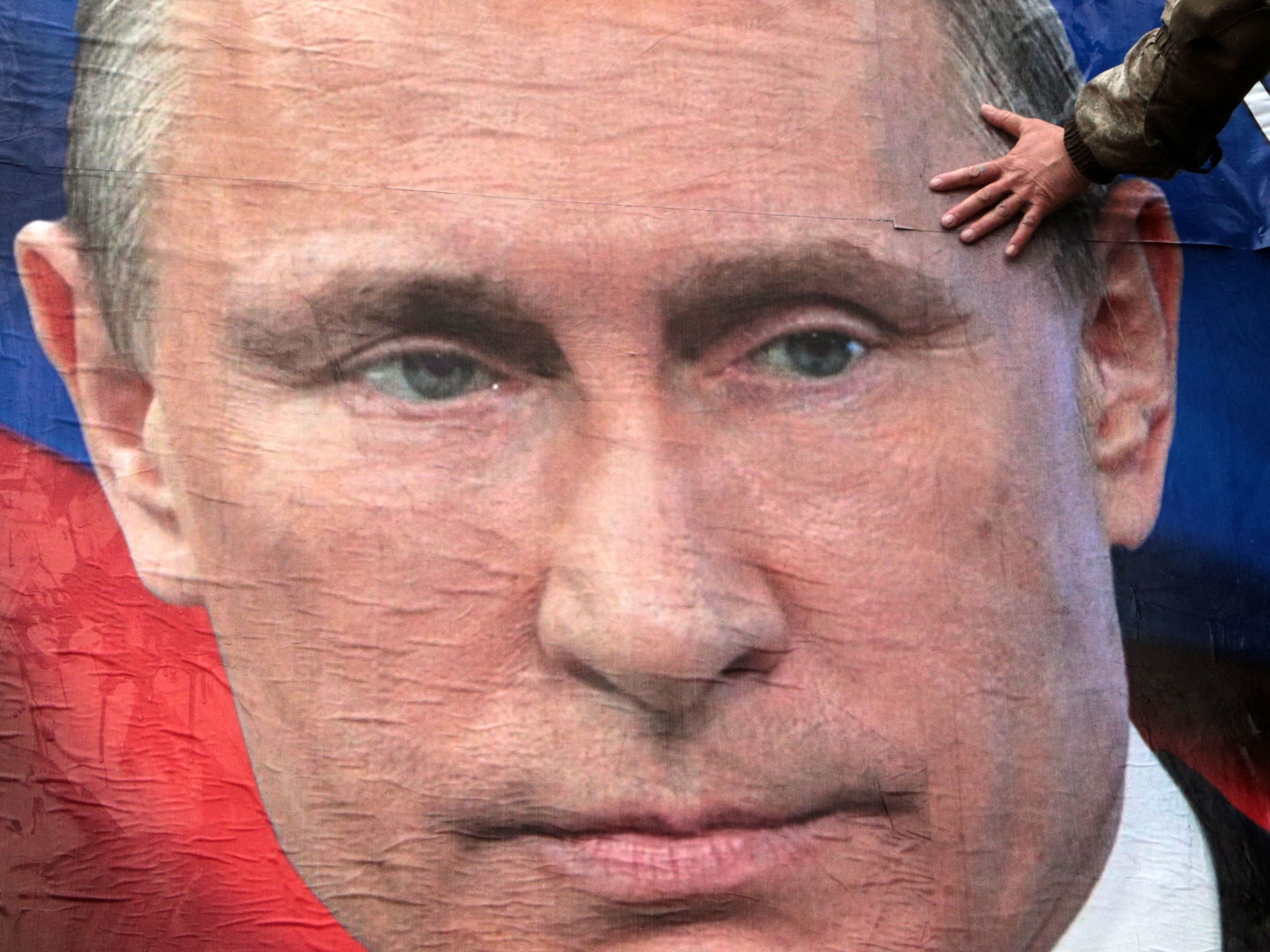 Neues Gesetz zu "illegal angehäuftem Vermögen" in Russland unterzeichnet.