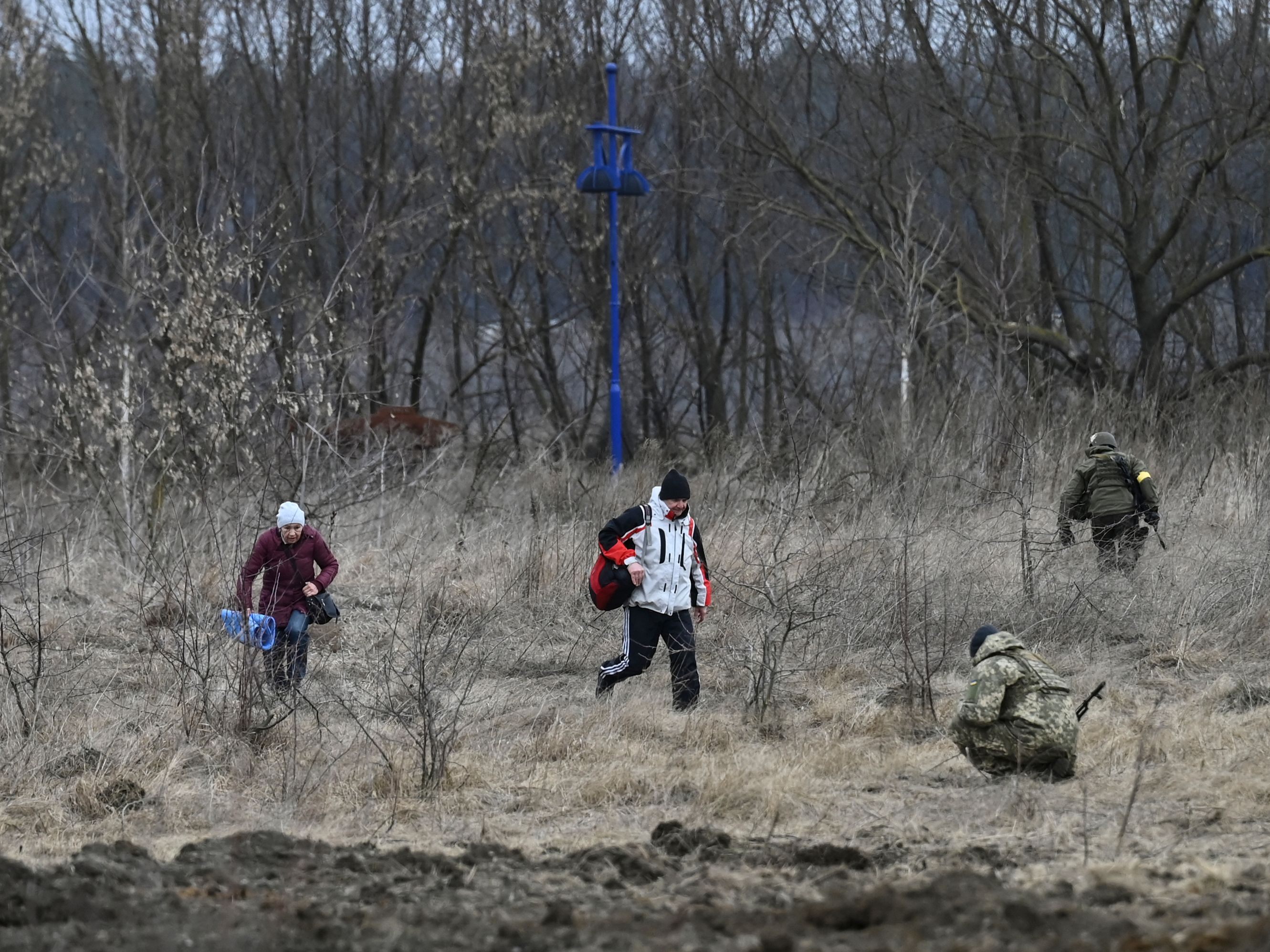 Russland soll die Fluchtroute aus Mariupol beschossen haben. Russland soll die Fluchtroute aus Mariupol beschossen haben.