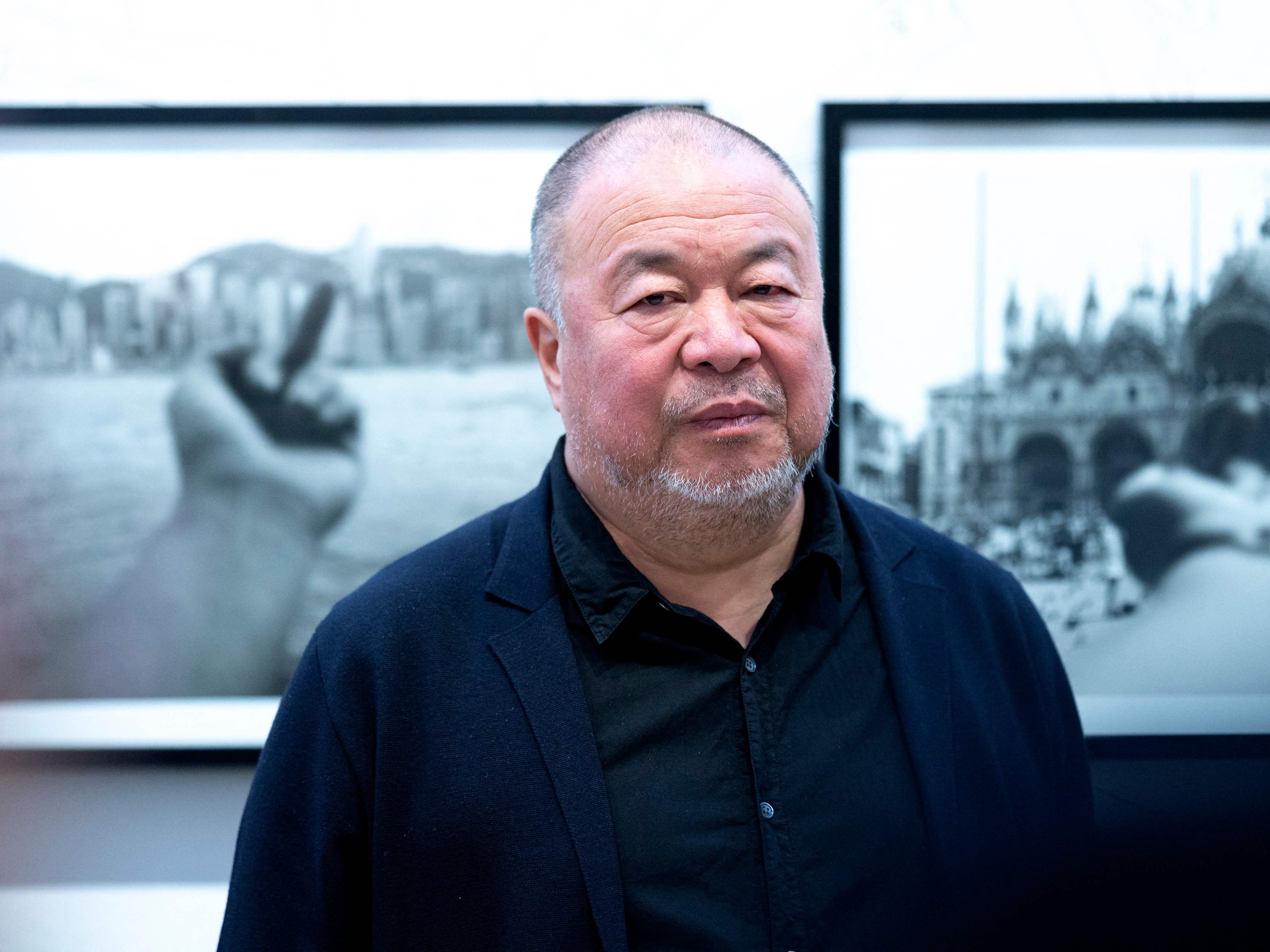 Der chinesische Konzeptkünstler Ai Weiwei vor der Eröffnung der Ausstellung in der Albertina in Wien Der chinesische Konzeptkünstler Ai Weiwei vor der Eröffnung der Ausstellung in der Albertina in Wien
