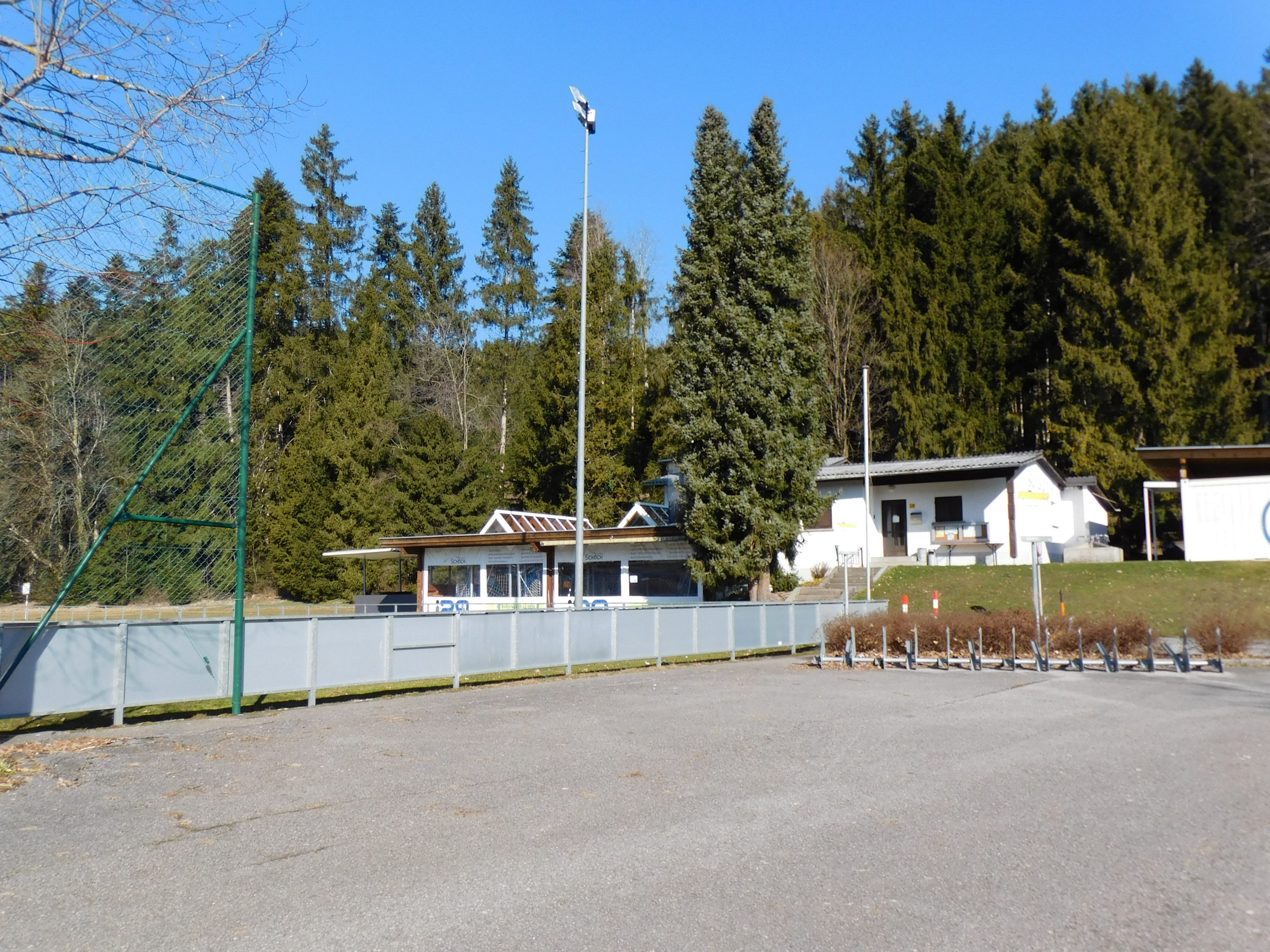 Auf der Göfner Sportanlage laufen derzeit die Fachplanungen für das geplante 2,15 Millionen Euro Projekt