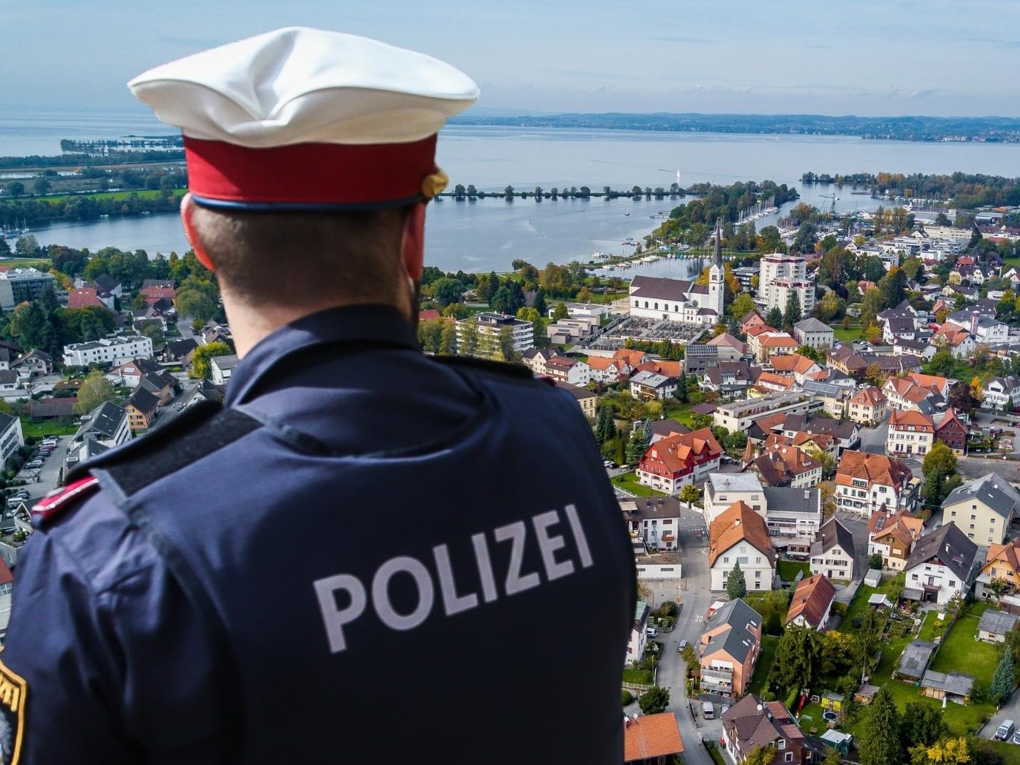 Die Polizei bittet um Hinweise.
