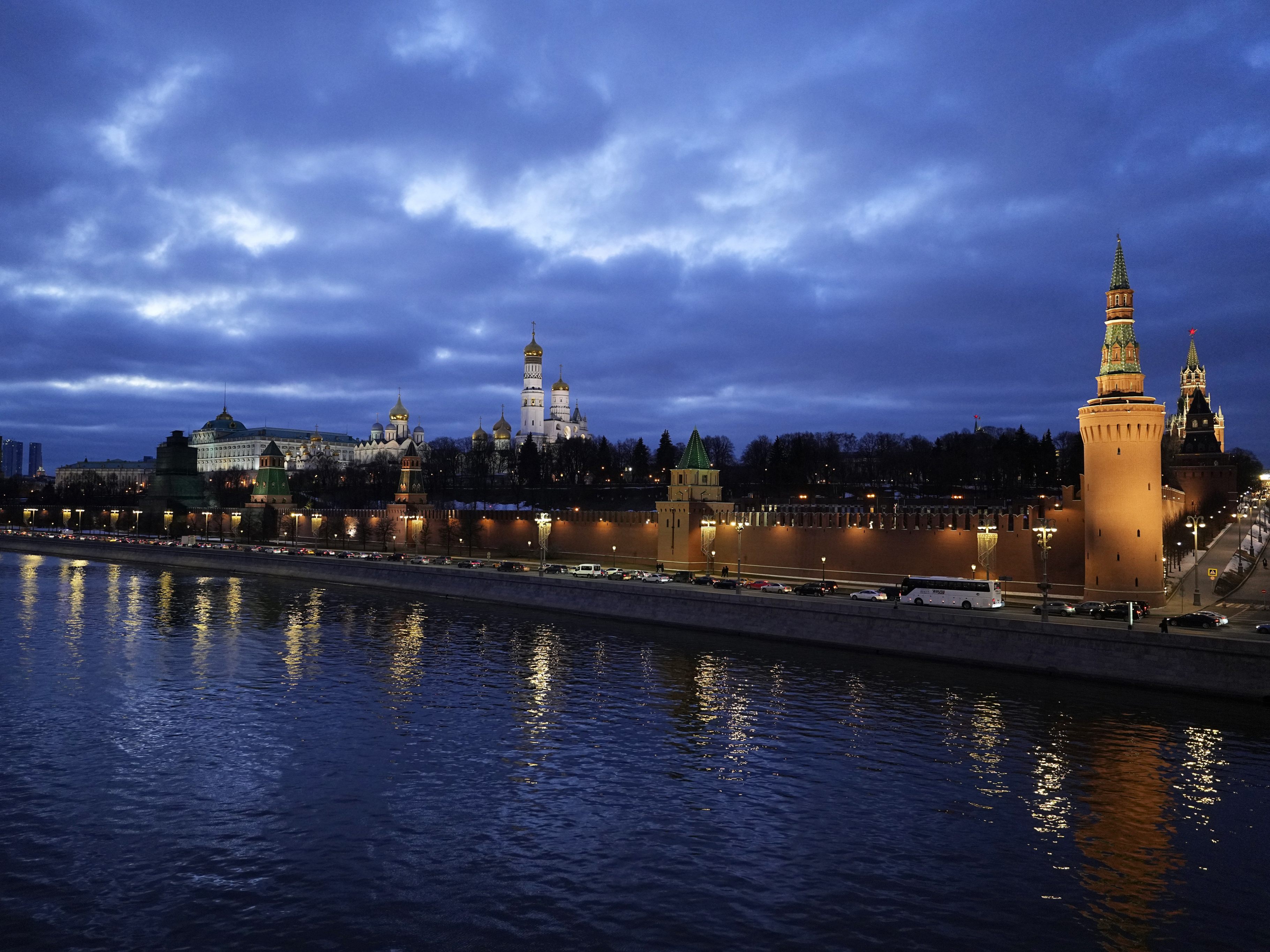 Um die Berichterstattung aufrechtzuerhalten, reist ORF-Korrespondentin Beller aus Russland ab. Um die Berichterstattung aufrechtzuerhalten, reist ORF-Korrespondentin Beller aus Russland ab.