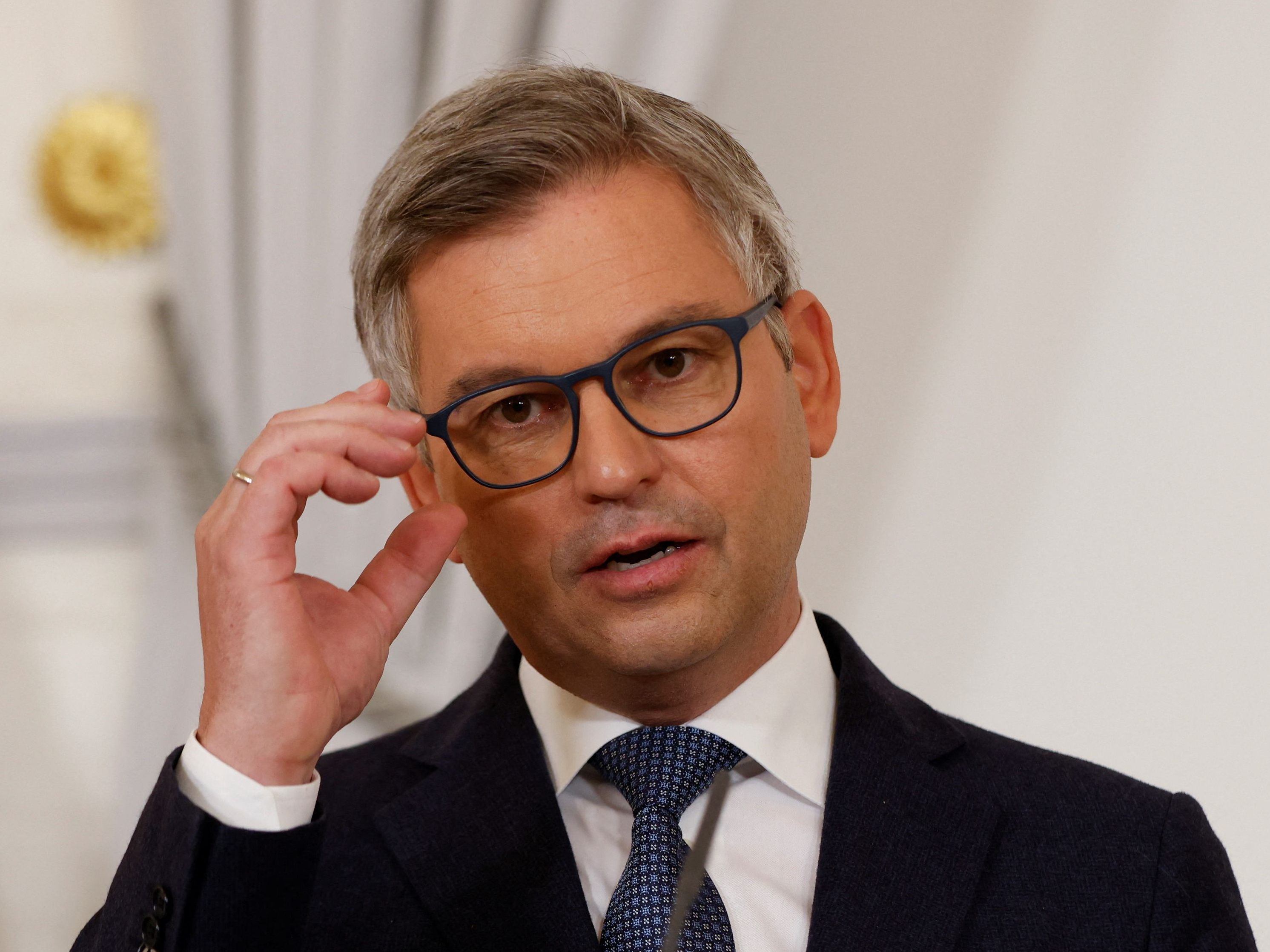 Finanzminister Magnus Brunner (ÖVP) erwartet einen weiteren Anstieg beim Budgetdefizit und der Staatsschuldenquote aufgrund der Coronakrise und des Ukraine-Krieges. Finanzminister Magnus Brunner (ÖVP) erwartet einen weiteren Anstieg beim Budgetdefizit und der Staatsschuldenquote aufgrund der Coronakrise und des Ukraine-Krieges.