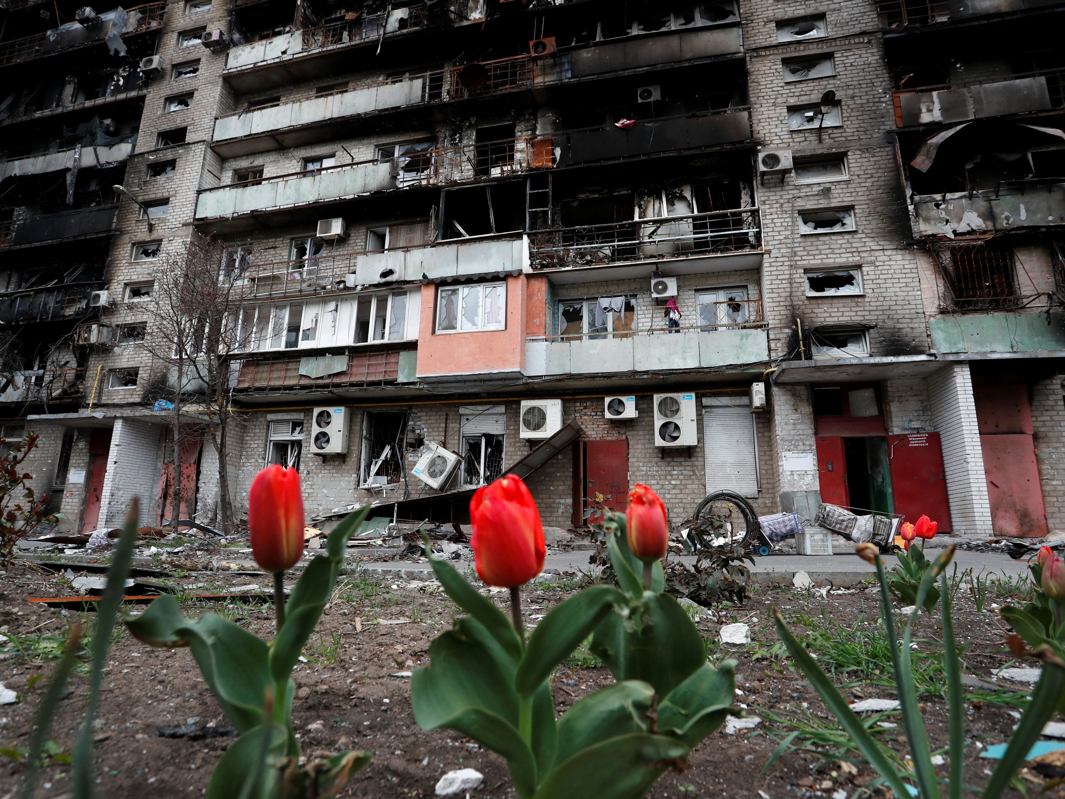 Selenskyj hält Mariupol nicht für komplett verloren. Selenskyj hält Mariupol nicht für komplett verloren.