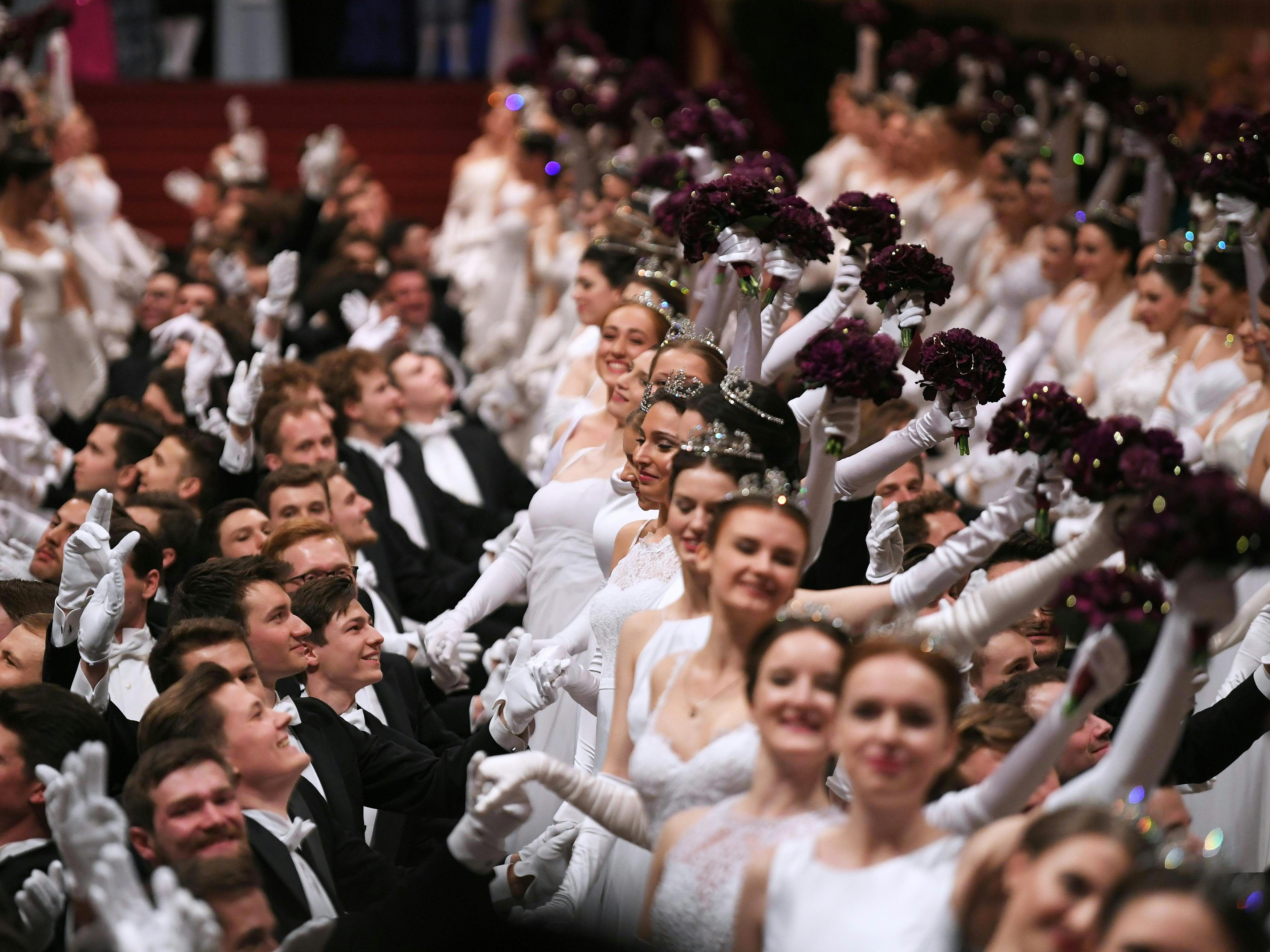 Am 13. Mai wird der Wiener Opernball in New York gefeiert. Am 13. Mai wird der Wiener Opernball in New York gefeiert.