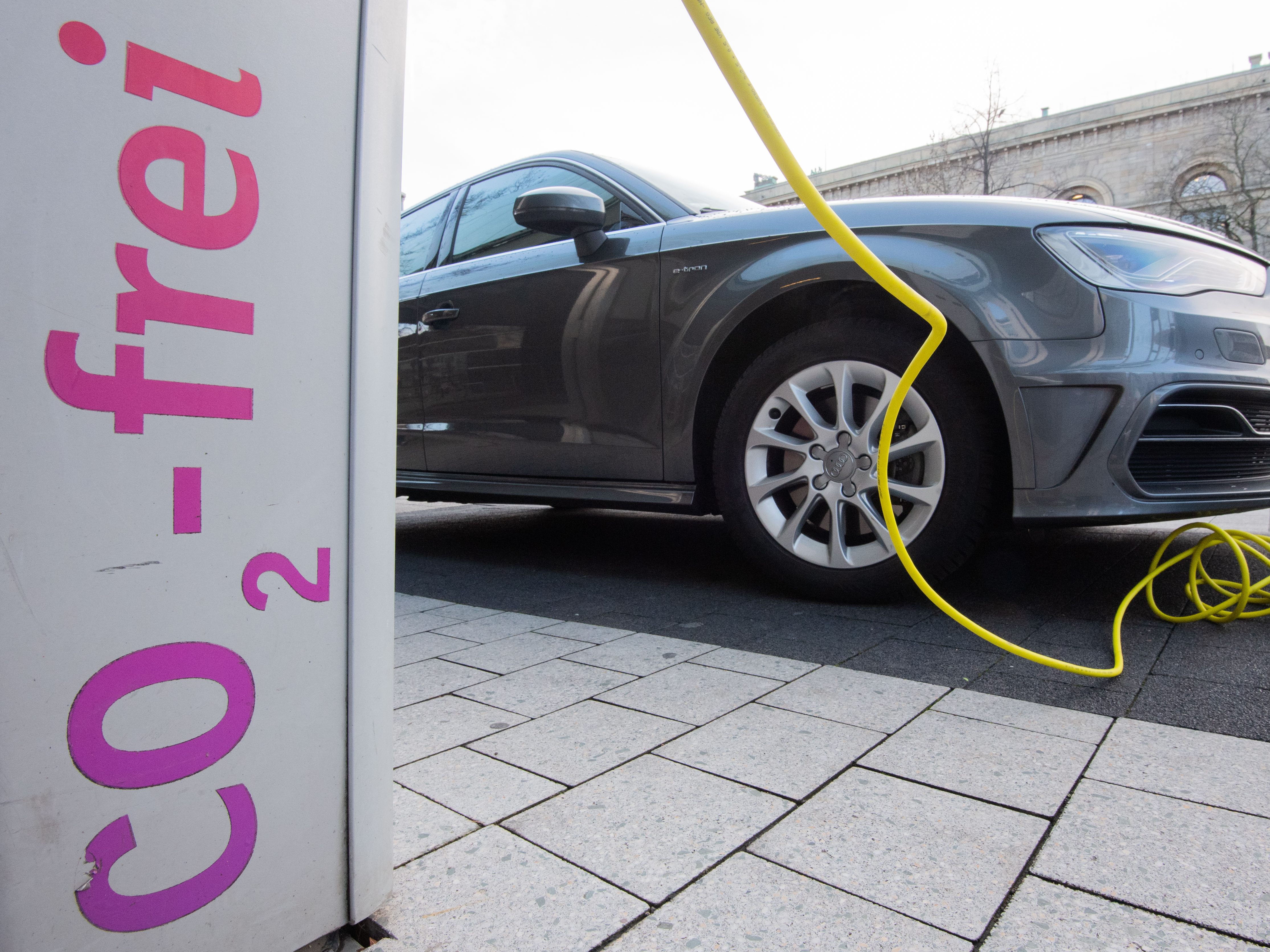 E-Autos sind nur teilweise umweltfreundlicher als Verbrenner.