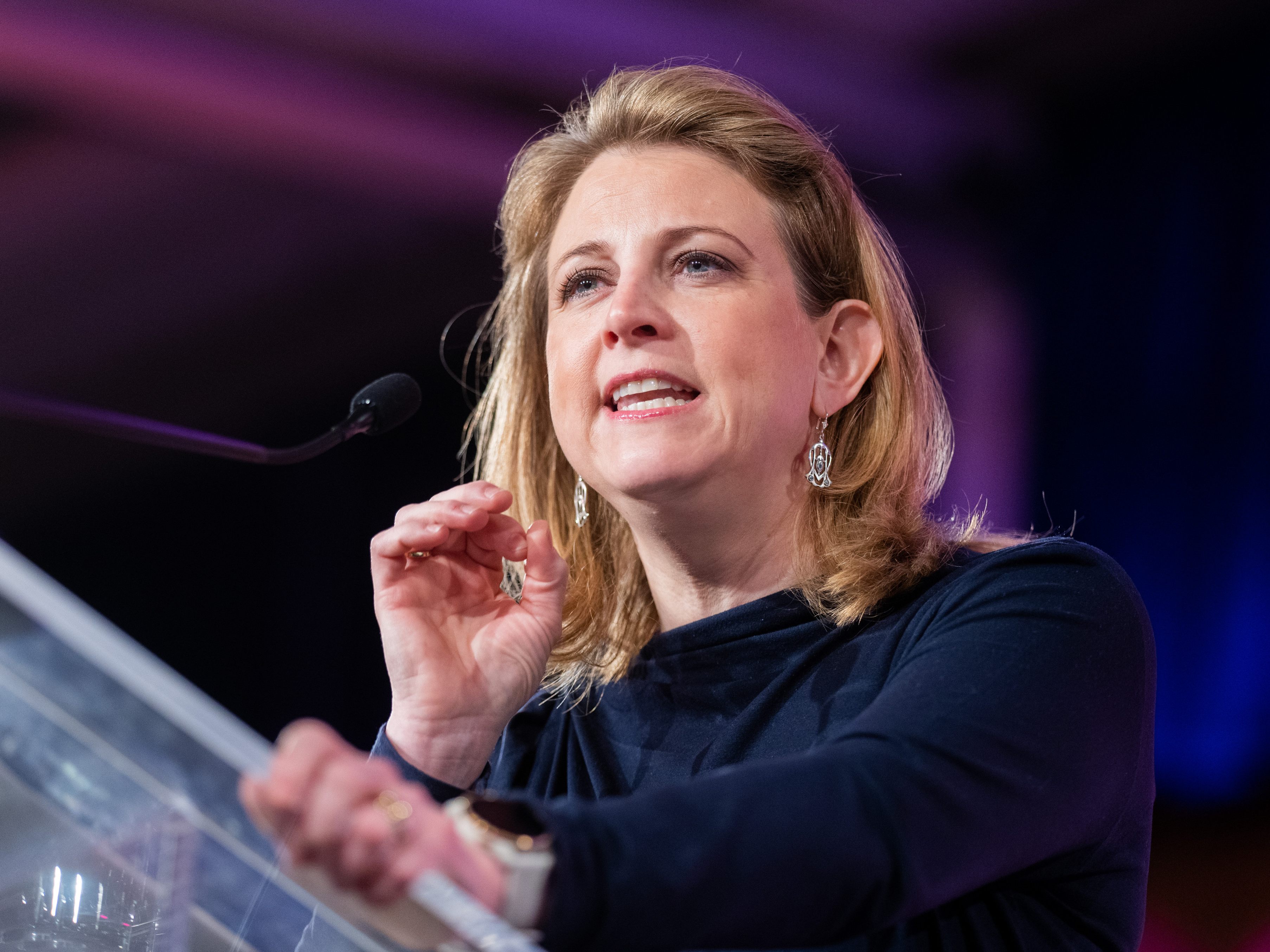 Die Regierung solle wie die Bundeshauptstadt einen Kommunikationsbericht erstellen, fordert Meinl-Reisinger