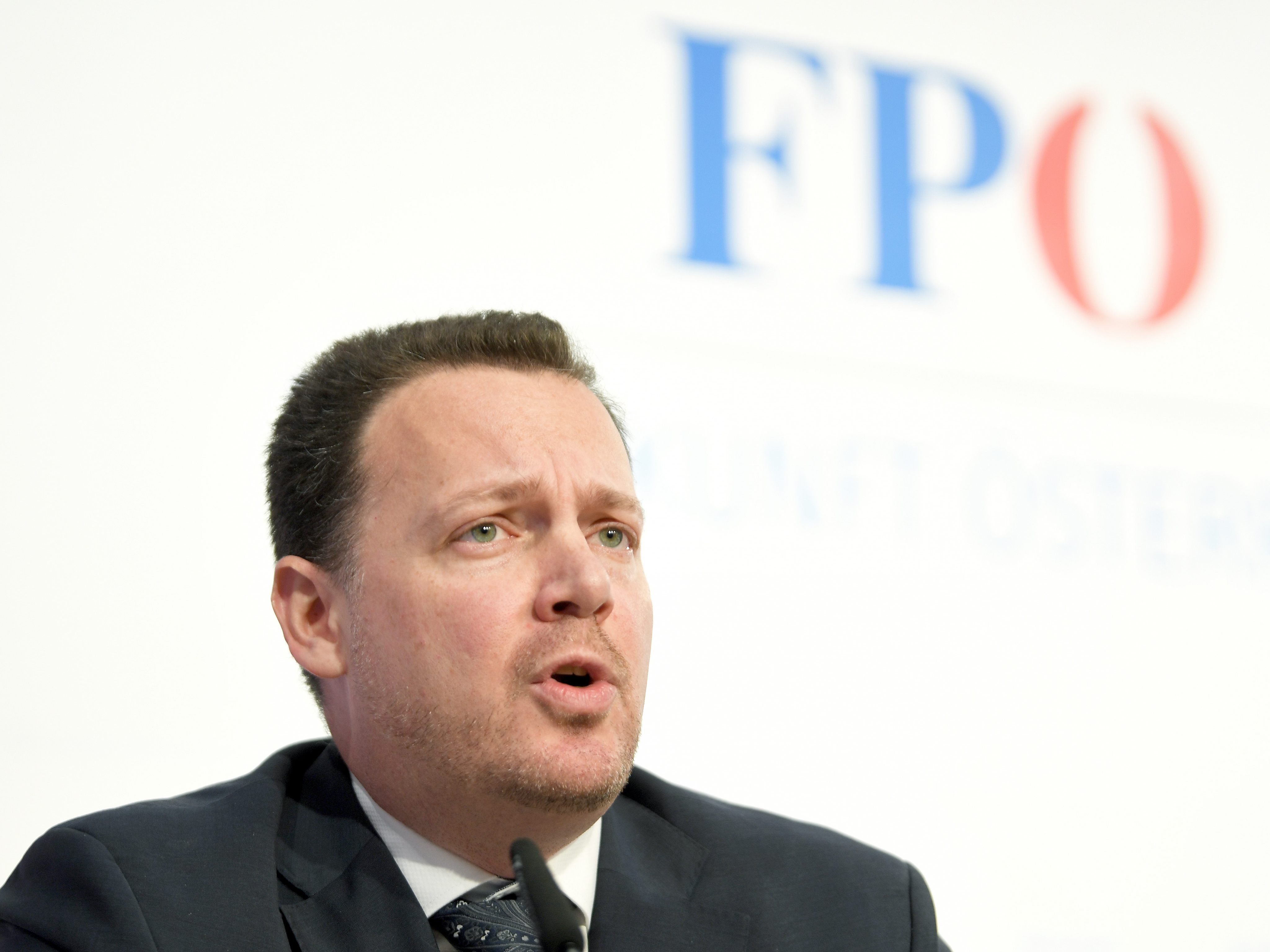 Der FPÖ-Gesundheitssprecher fordert attraktivere Kassenverträge. Der FPÖ-Gesundheitssprecher fordert attraktivere Kassenverträge.