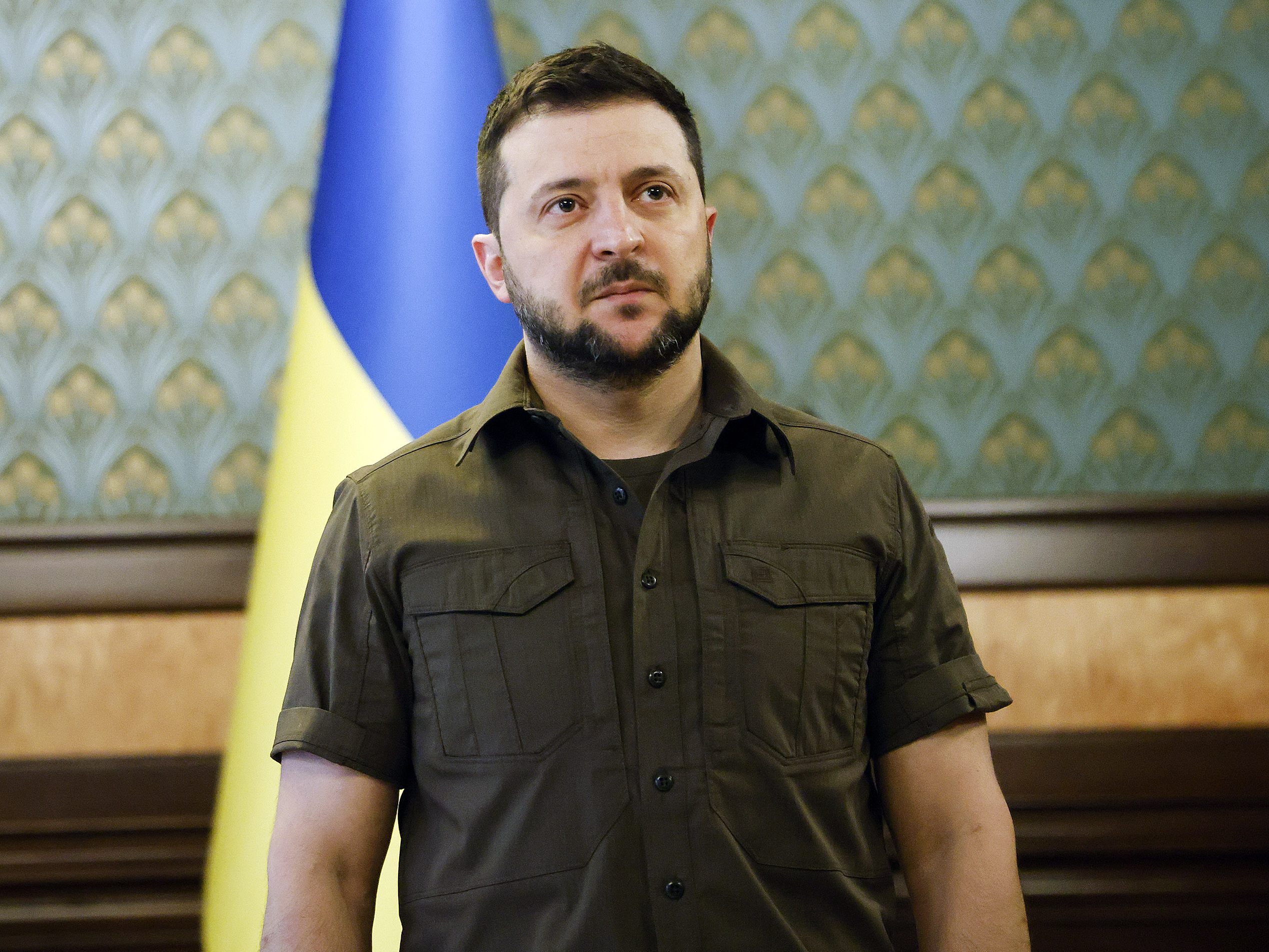 Laut Wolodymyr Selenskyj fehlen der Ukraine Waffen zur Rückeroberung von Mariupol.