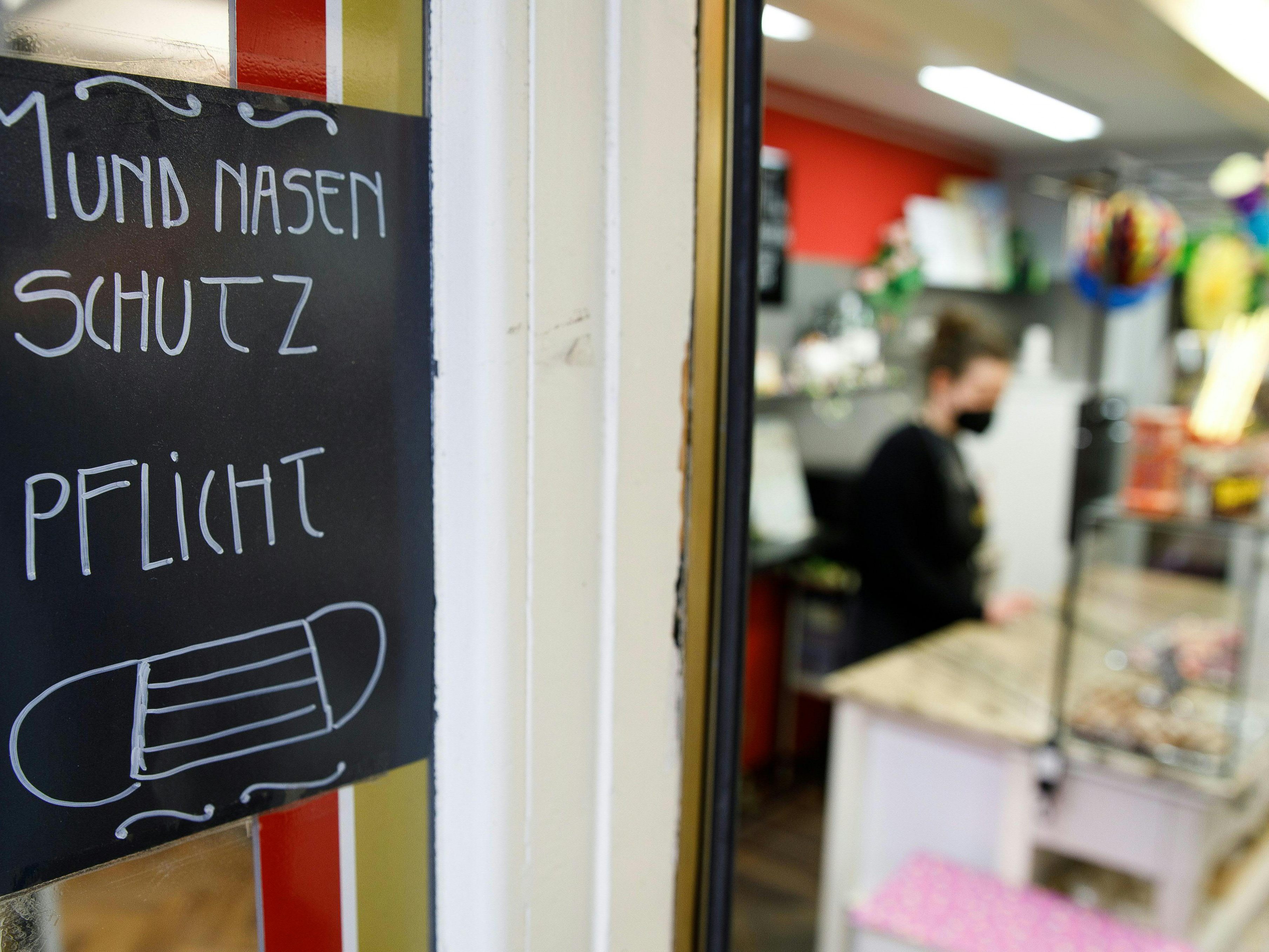 Die Corona-Zahlen in Österreich gehen weiter zurück. Die Corona-Zahlen in Österreich gehen weiter zurück.