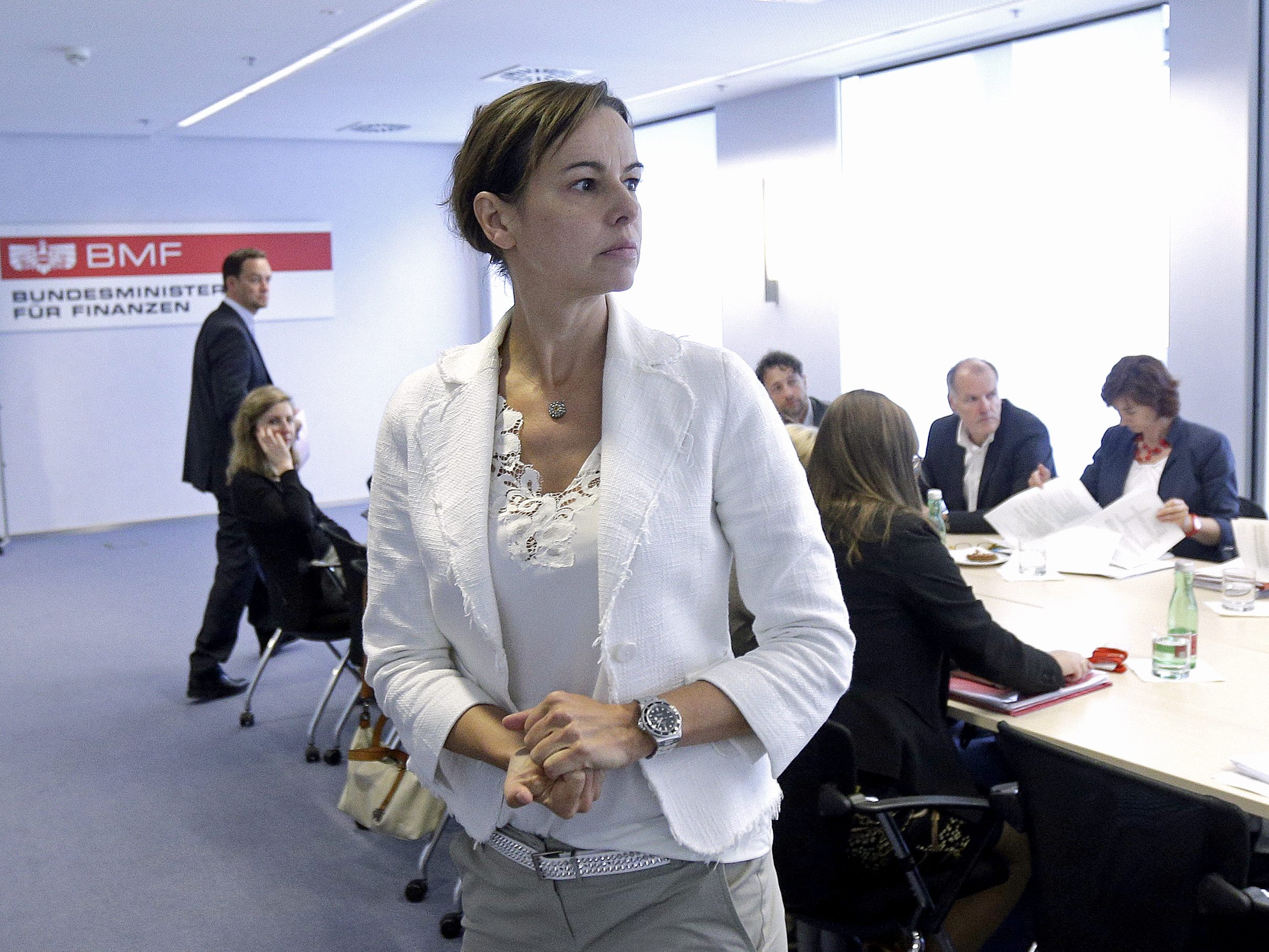 Sophie Karmasin hat die gesamte Gehaltsfortzahlung zurückgezahlt Sophie Karmasin hat die gesamte Gehaltsfortzahlung zurückgezahlt