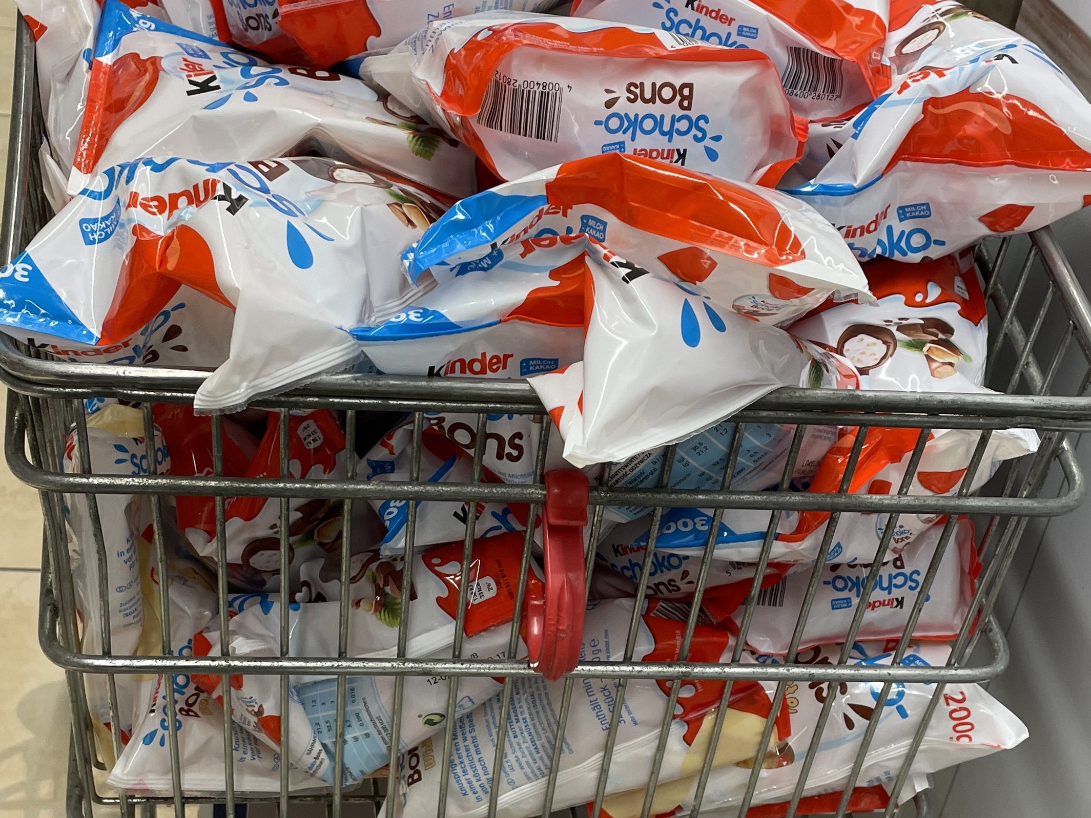 Nach Salmonellen in Schokolade ermitteln nun belgische Behörden gegen Ferrero Nach Salmonellen in Schokolade ermitteln nun belgische Behörden gegen Ferrero