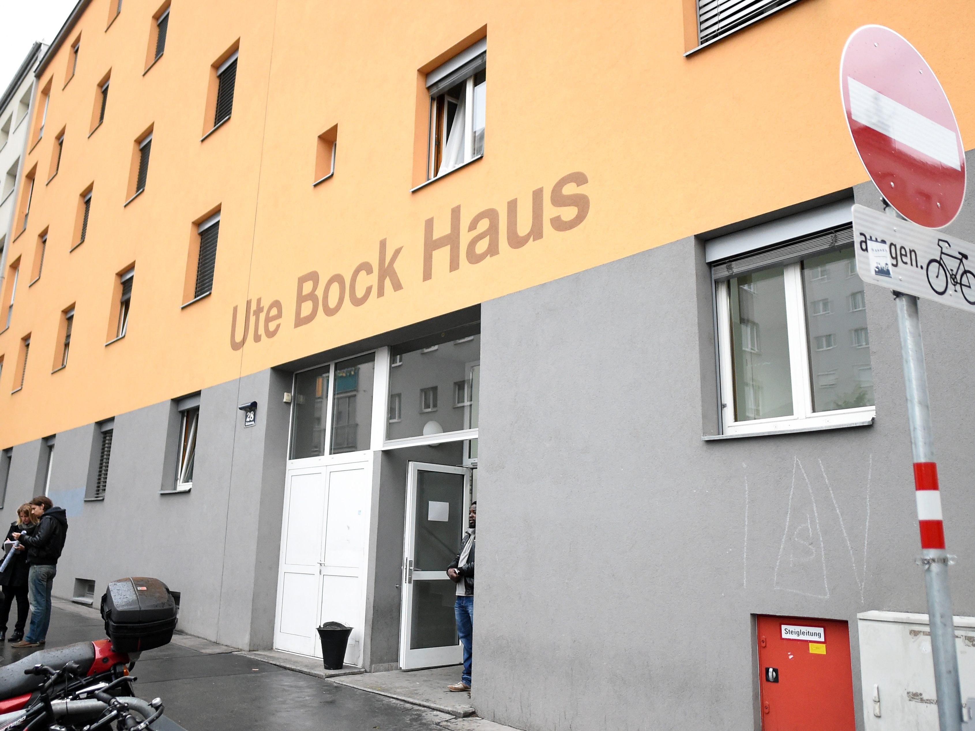 Das Ute Bock-Haus wurde zum Ziel einer rechtsextremen Störaktion