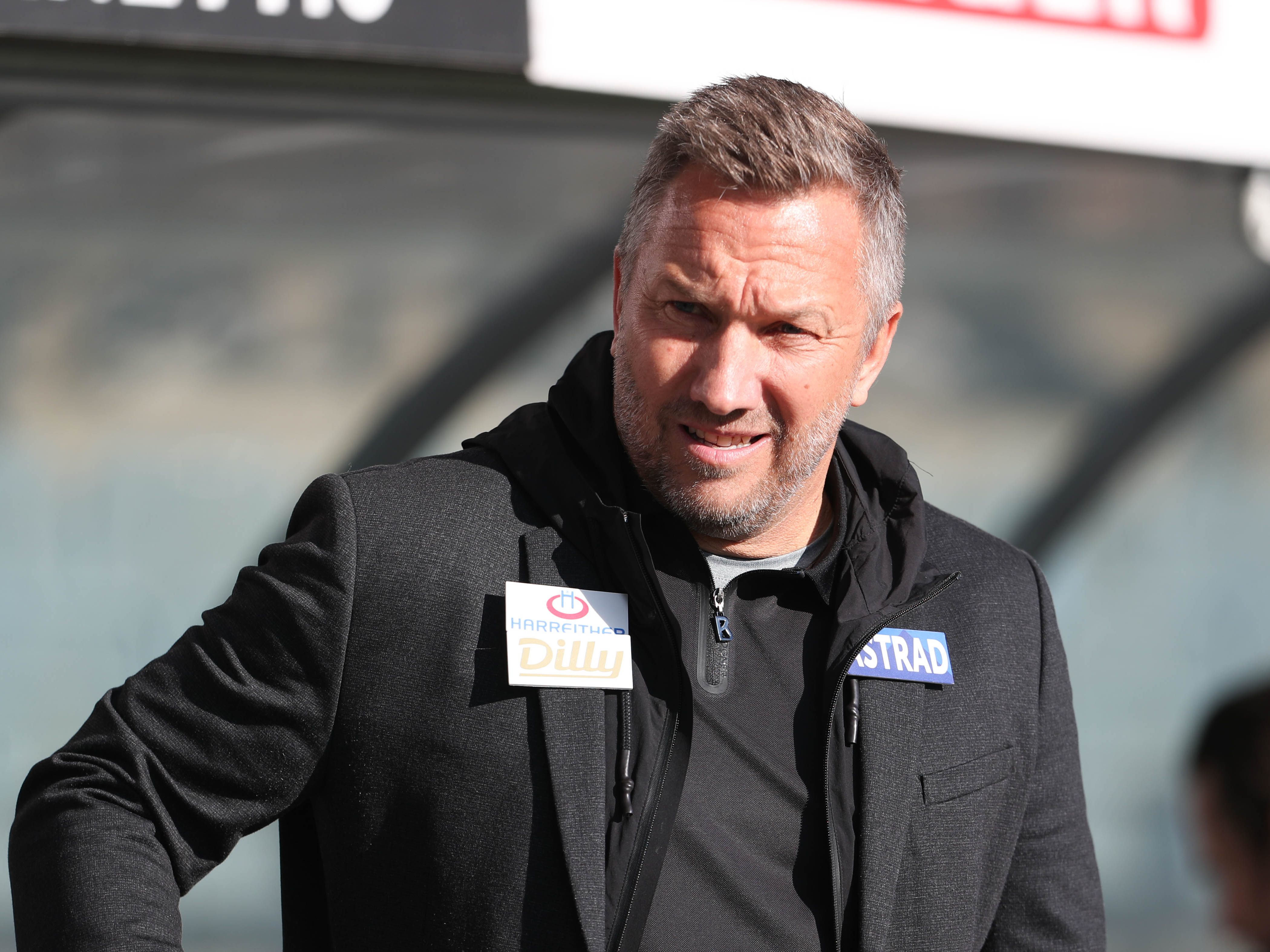 Austria-Wien-Trainer Manfred Schmid meinte nach dem Spiel gegen Red Bull Salzburg: "Die Mannschaft tut mir leid." Austria-Wien-Trainer Manfred Schmid meinte nach dem Spiel gegen Red Bull Salzburg: "Die Mannschaft tut mir leid."