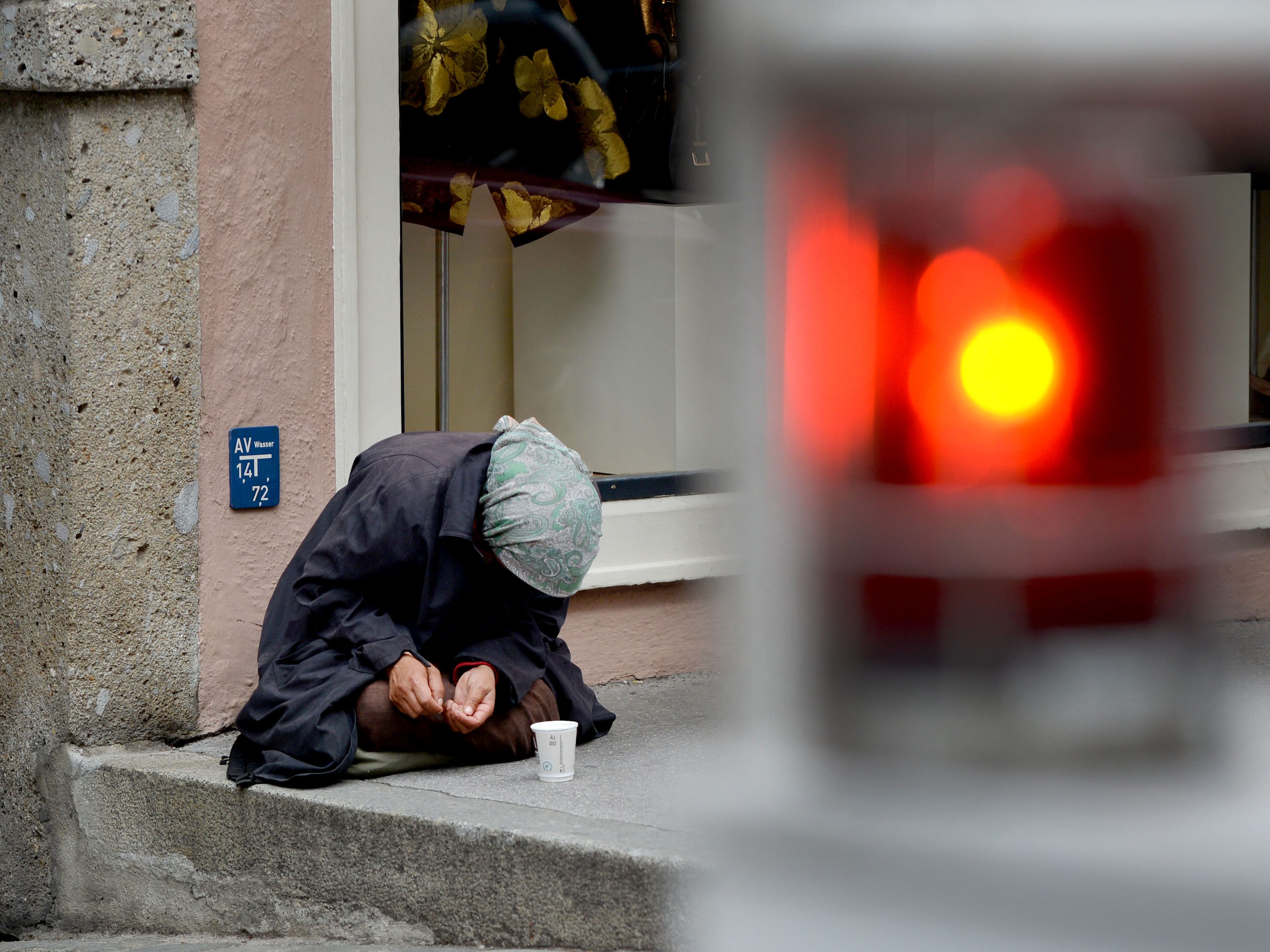 Brutale Menschenhändler-Bande schickte Obdachlose betteln