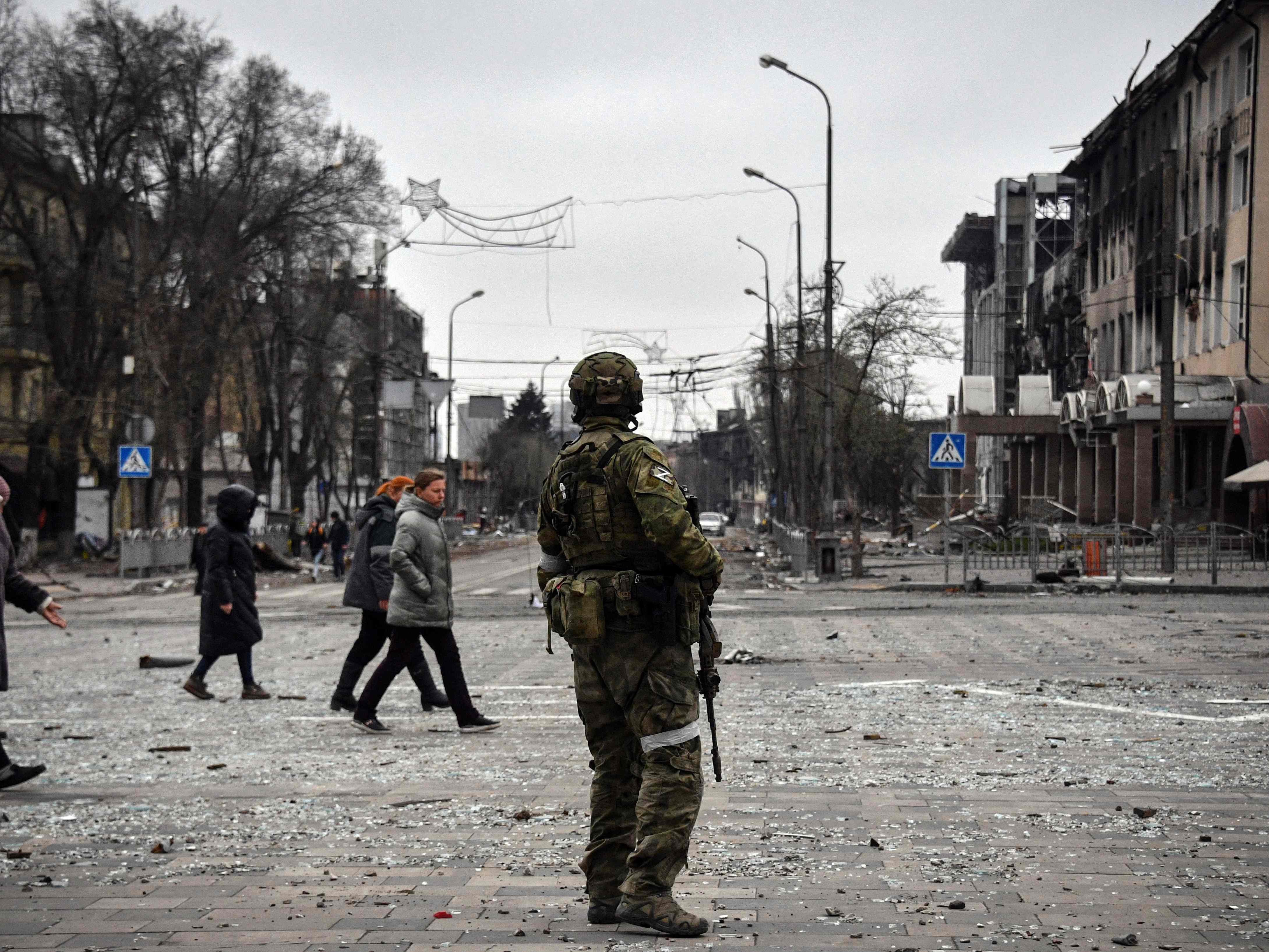 Rund 1.000 Ukrainer sollen sich in Mariupol ergeben haben.