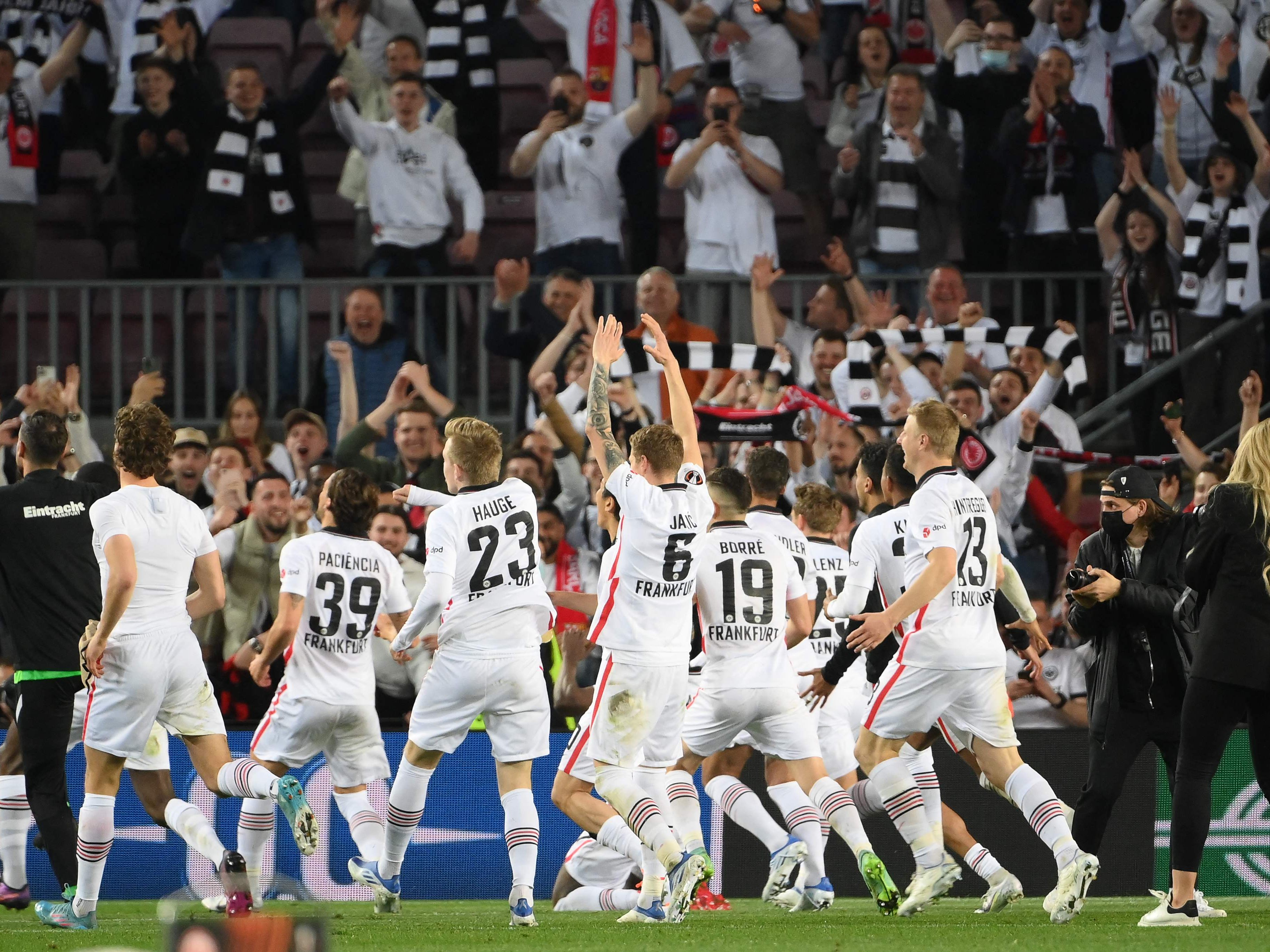 Frankfurt sensationell im Halbfinale