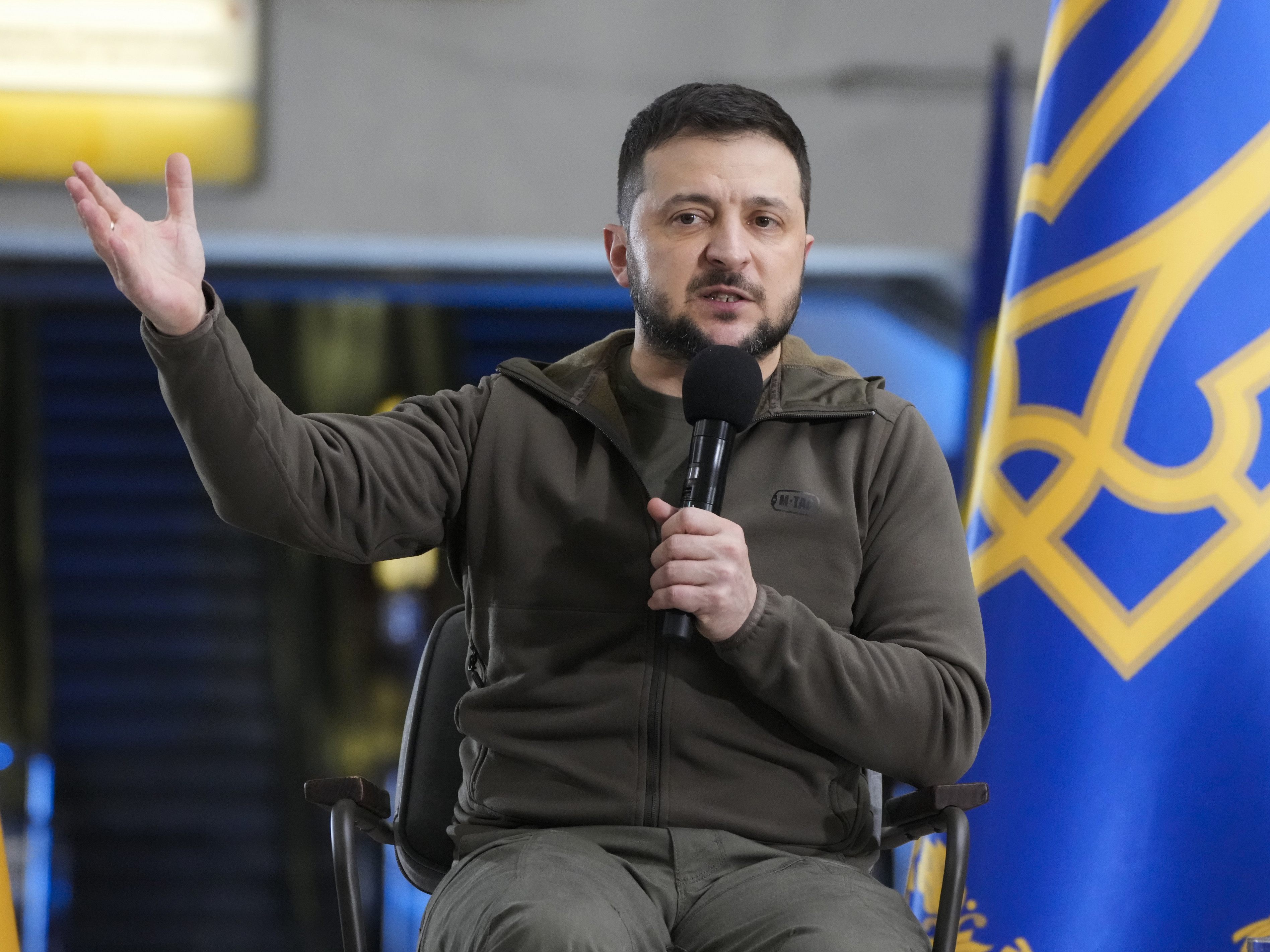 Selenskyj kritisiert den russischen Gas-Lieferstopp an Polen und Bulgarien. Selenskyj kritisiert den russischen Gas-Lieferstopp an Polen und Bulgarien.