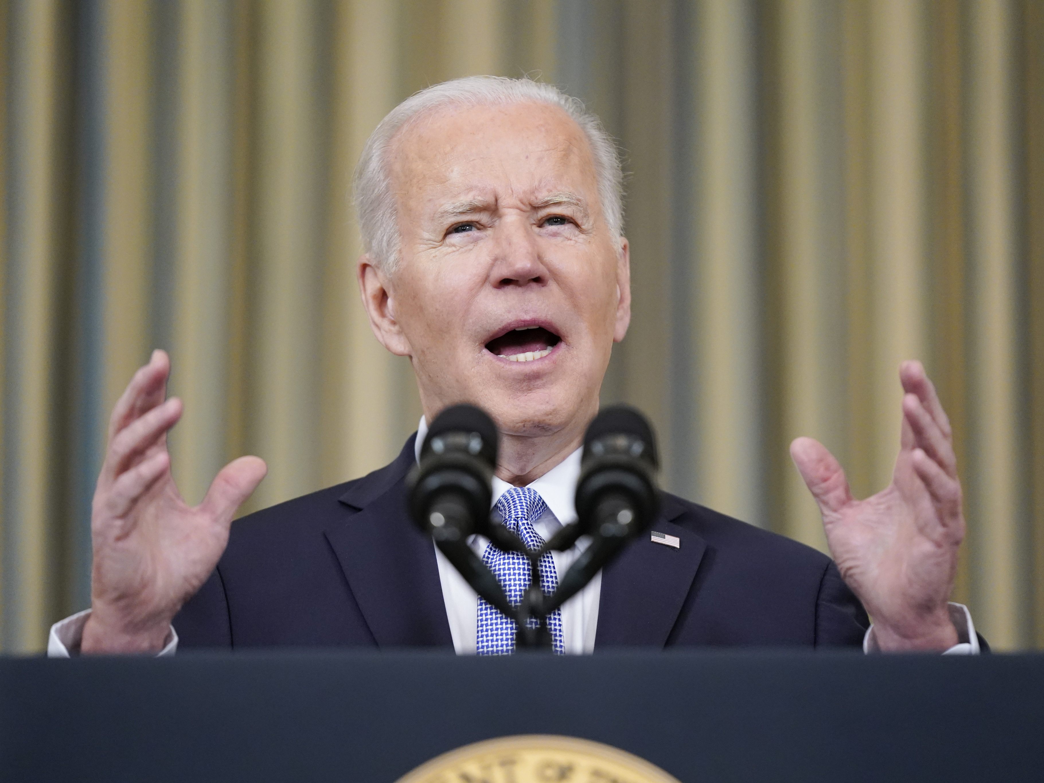 US-Präsident Joe Biden wirft Putin im Zusammenhang mit dem Krieg in der Ukraine "Völkermord" vor.