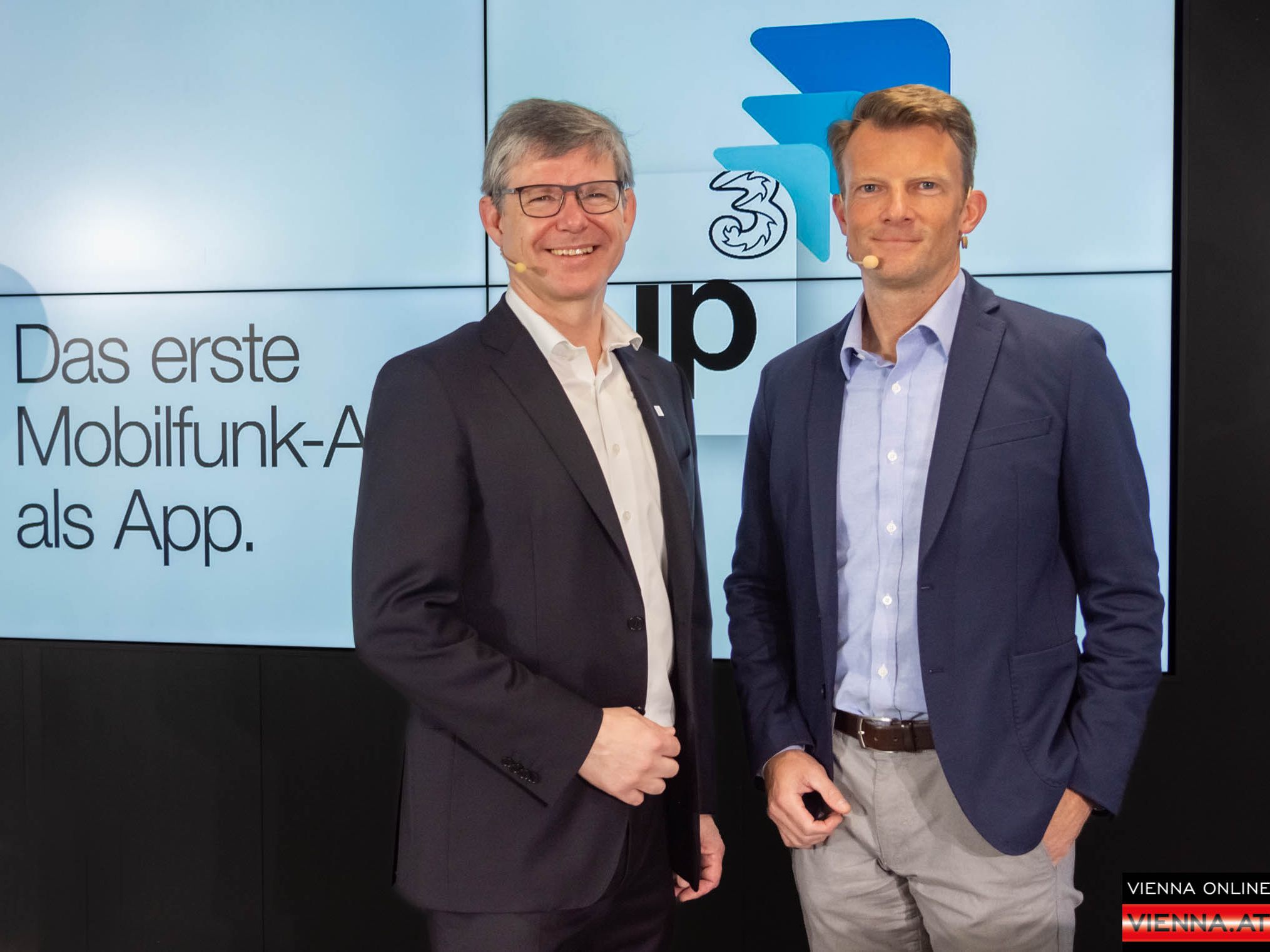 25042022 PG von Hutchison Drei anlaesslich der Praesentation einer Produktinnovation