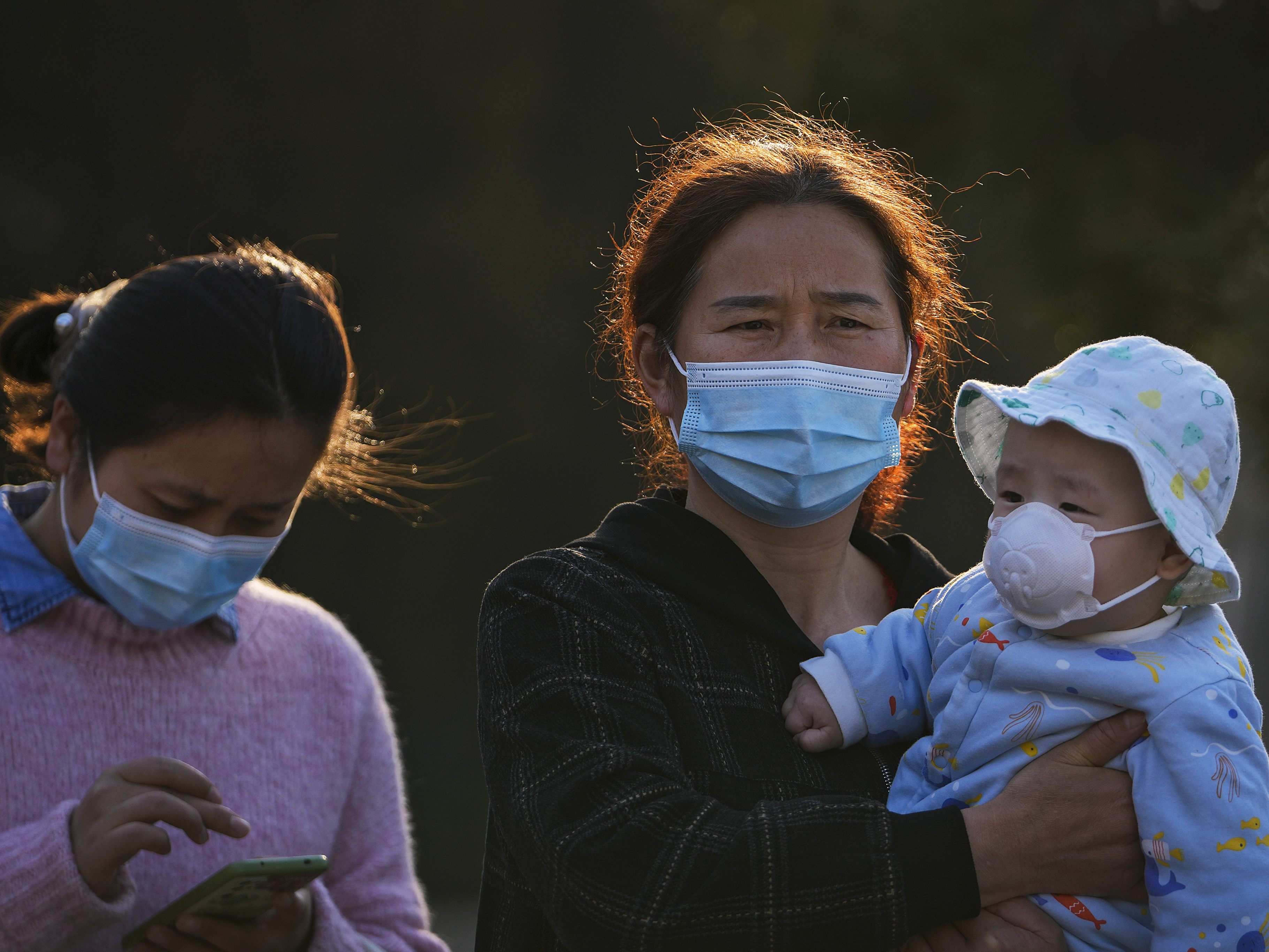 Corona-Lockdown: Positiv getestete Kinder in Shanghai von Eltern getrennt. Corona-Lockdown: Positiv getestete Kinder in Shanghai von Eltern getrennt.