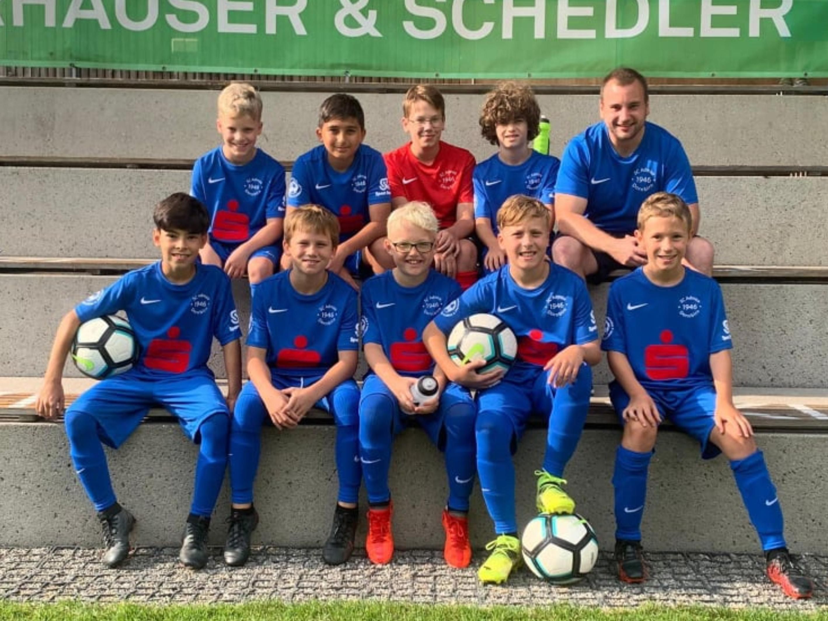 Das U12-Team der Admira startete mit einem Sieg und einer Niederlage in das Frühjahr Das U12-Team der Admira startete mit einem Sieg und einer Niederlage in das Frühjahr