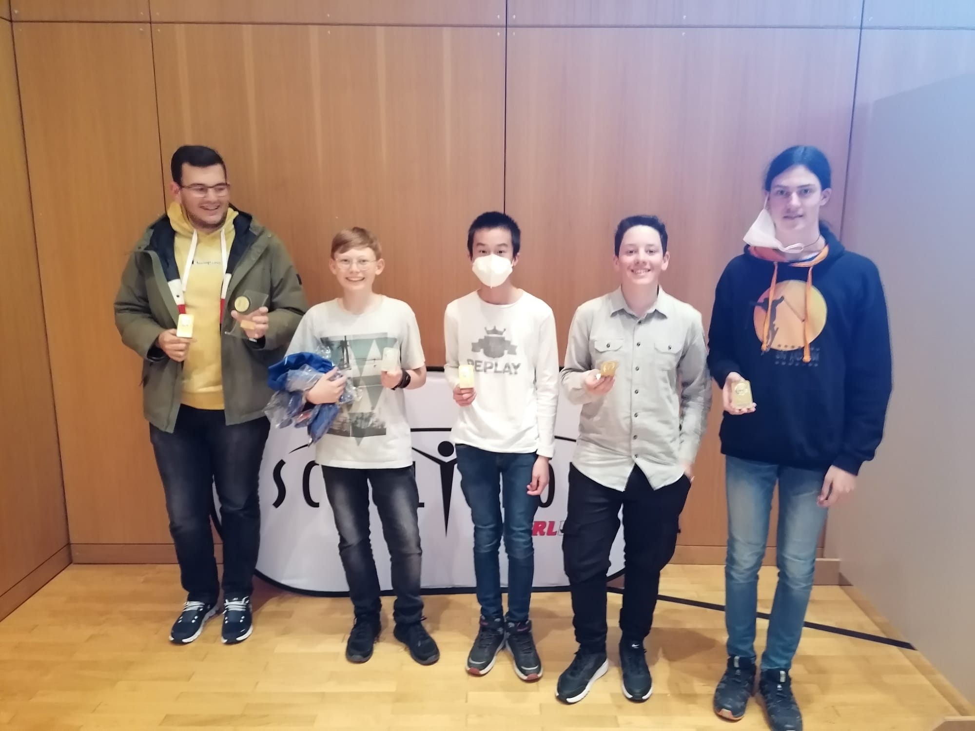 von links nach rechts:  Ian Hörburger, Samuel Kienböck, Tong Yao Li, Pascal Morscher, Martin Berchtold