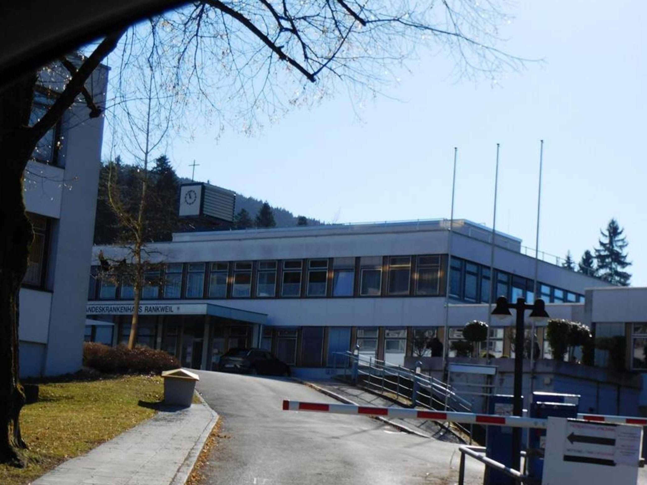 Die Kinder- und Jugendpsychiatrie wird wie geplant erst bis 2028 fertiggestellt werden Die Kinder- und Jugendpsychiatrie wird wie geplant erst bis 2028 fertiggestellt werden
