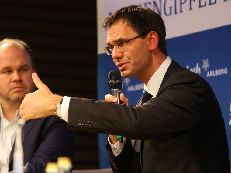 LH Wallner eröffnet den 14. Mediengipfel in Lech.