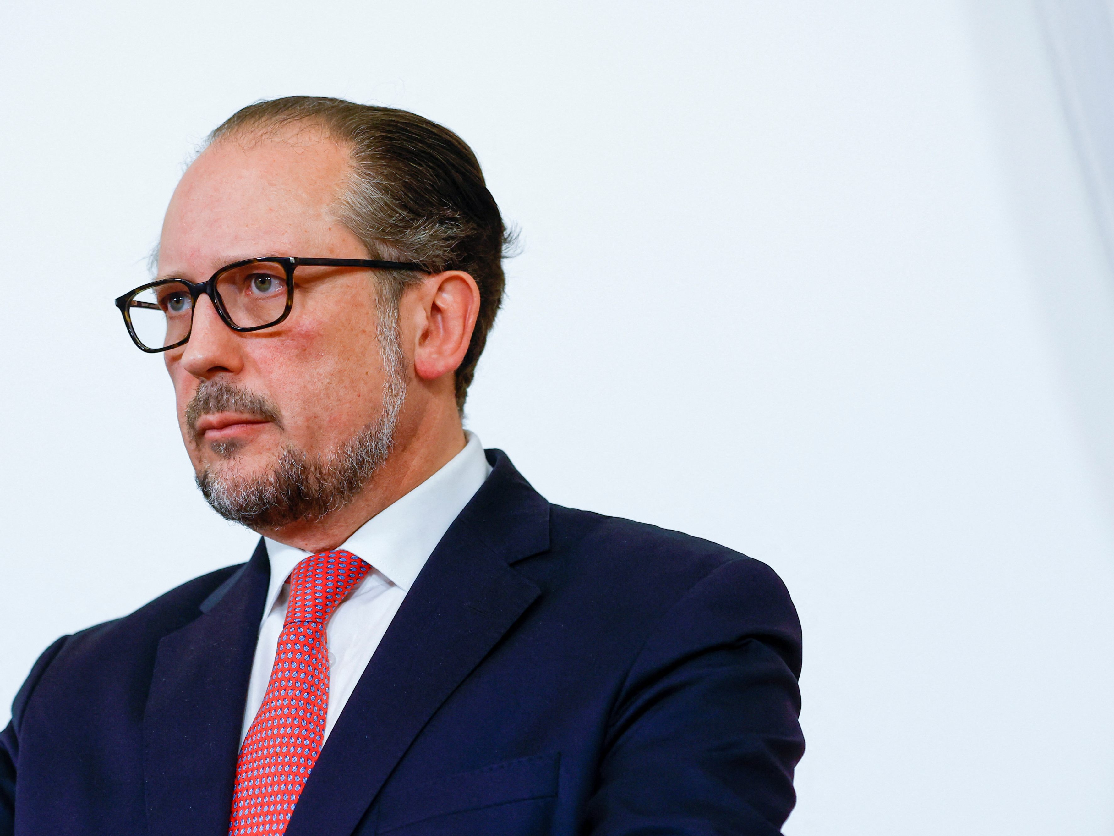 Außenminister Schallenberg (ÖVP) ist für eine "graduelle Integration" Kiews in die EU. Außenminister Schallenberg (ÖVP) ist für eine "graduelle Integration" Kiews in die EU.