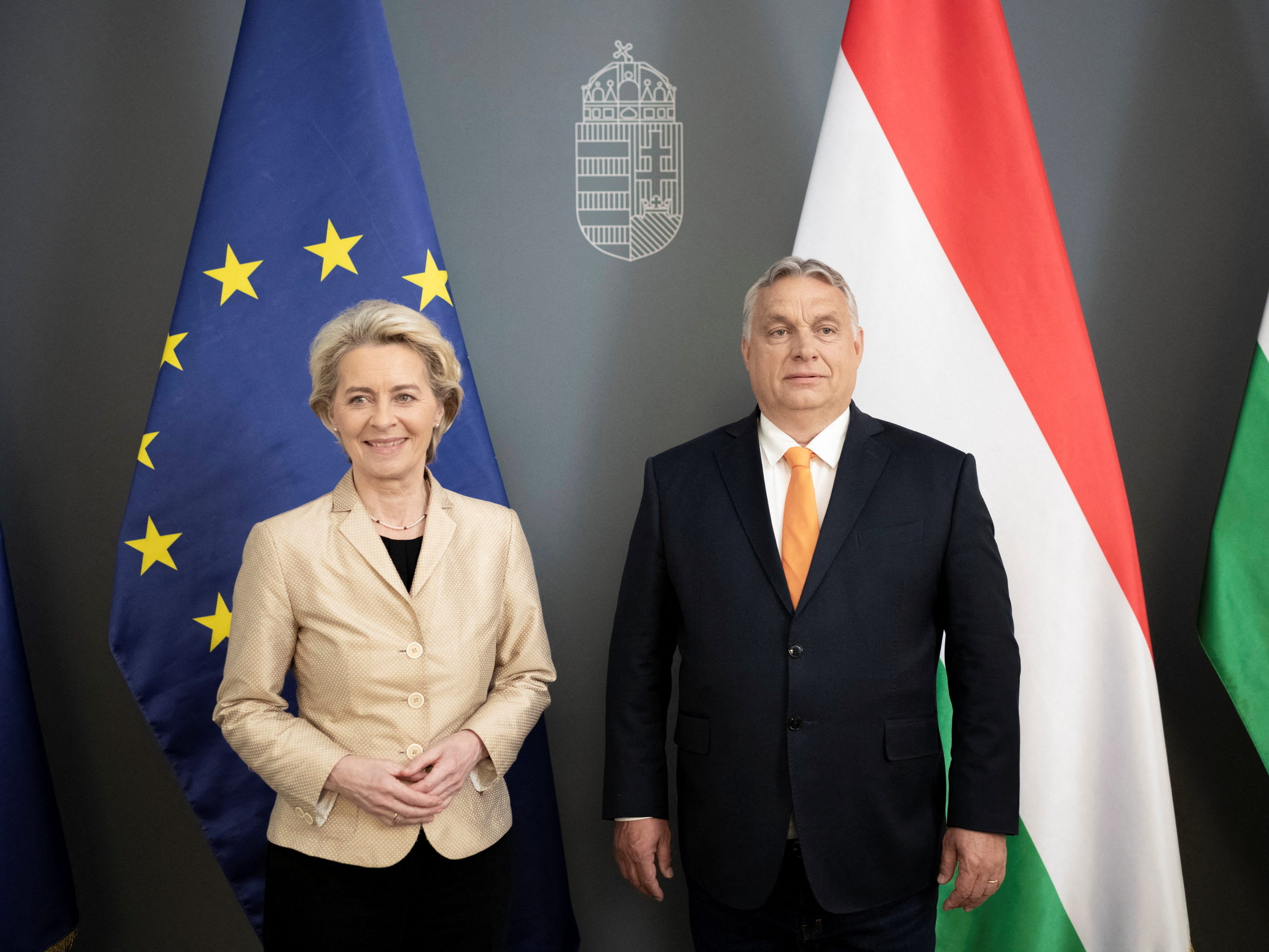 EU-Kommissionschefin Von der Leyen, die Ungarns Ministerpräsident Orban getroffen hat, sieht nun Fortschritte für EU-Sanktionsverhandlungen EU-Kommissionschefin Von der Leyen, die Ungarns Ministerpräsident Orban getroffen hat, sieht nun Fortschritte für EU-Sanktionsverhandlungen