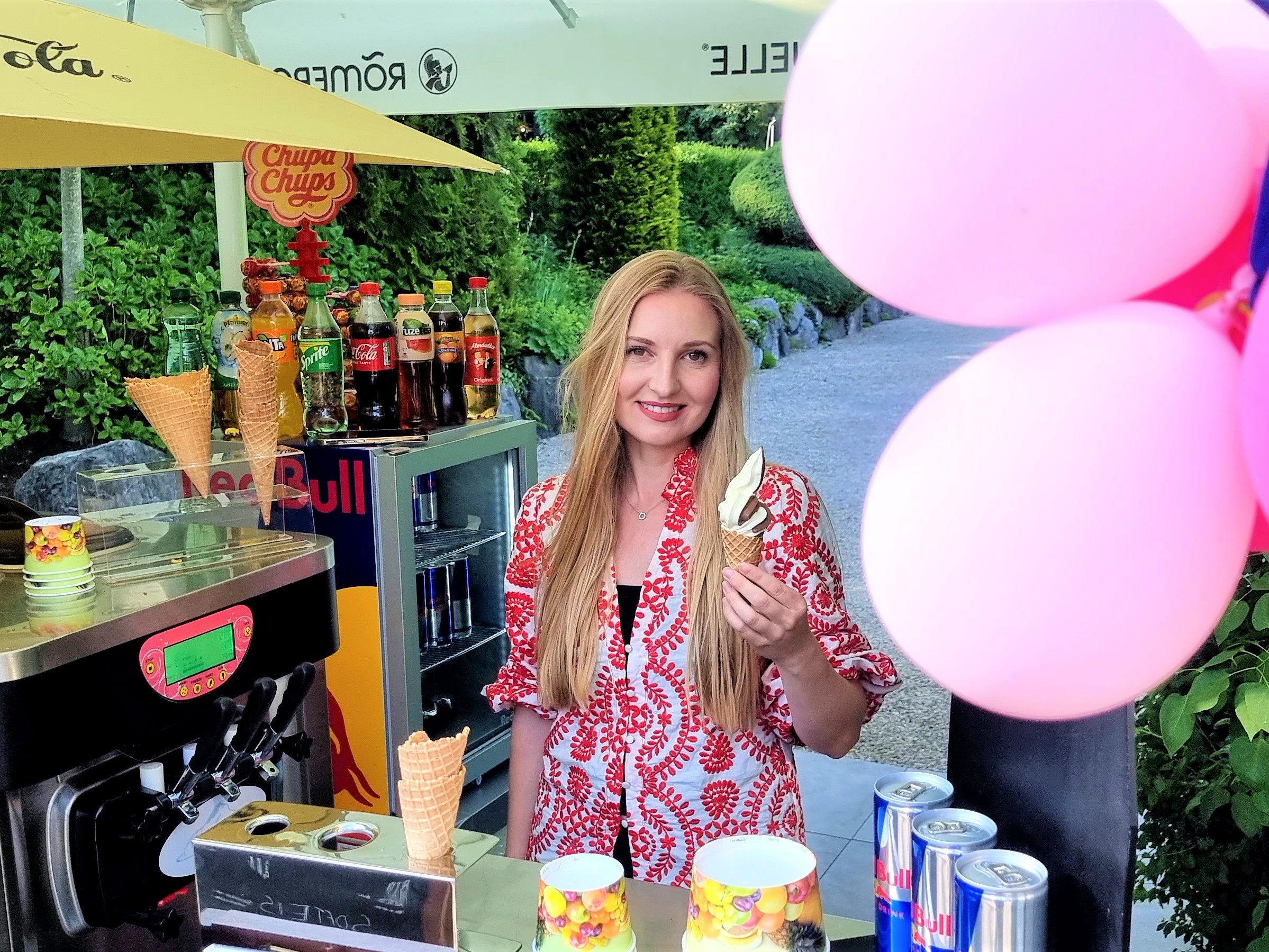 Eleonora aus Litauen erfüllt sich einen Traum. Eleonora aus Litauen erfüllt sich einen Traum.
